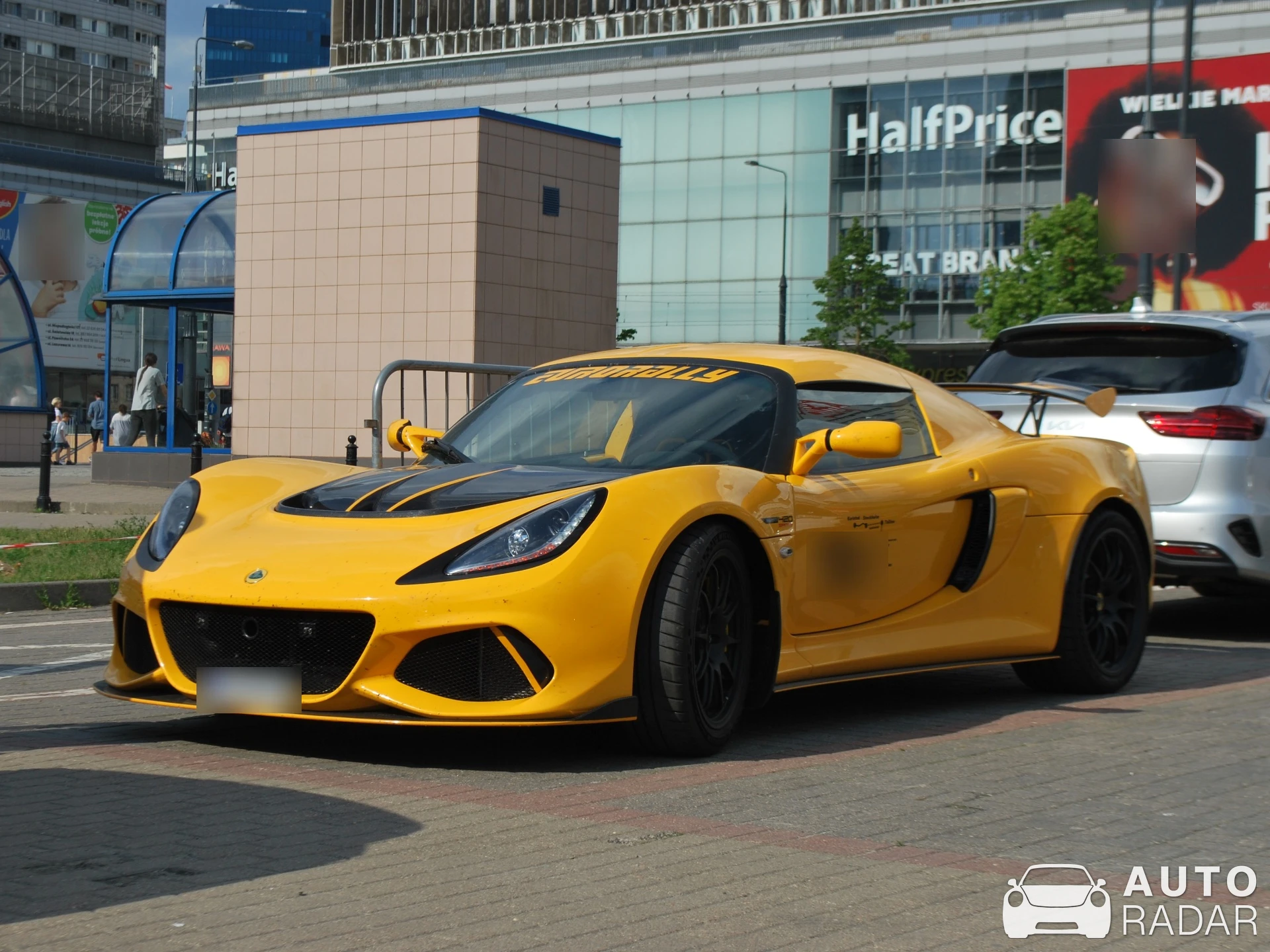 Lotus Exige 420 Sport Final Edition spotted in Warszawa, Poland