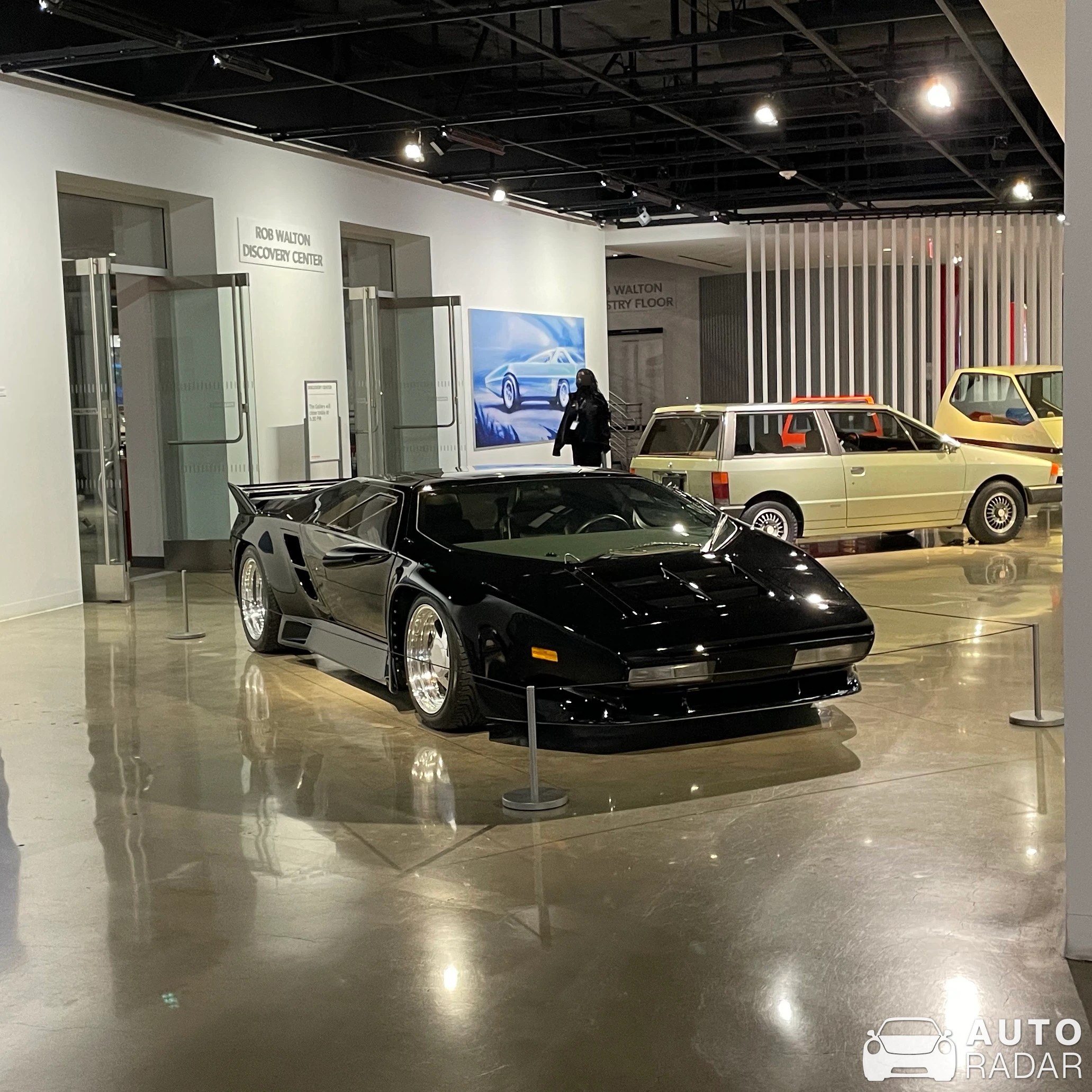Vector W8 TwinTurbo spotted in Los Angeles