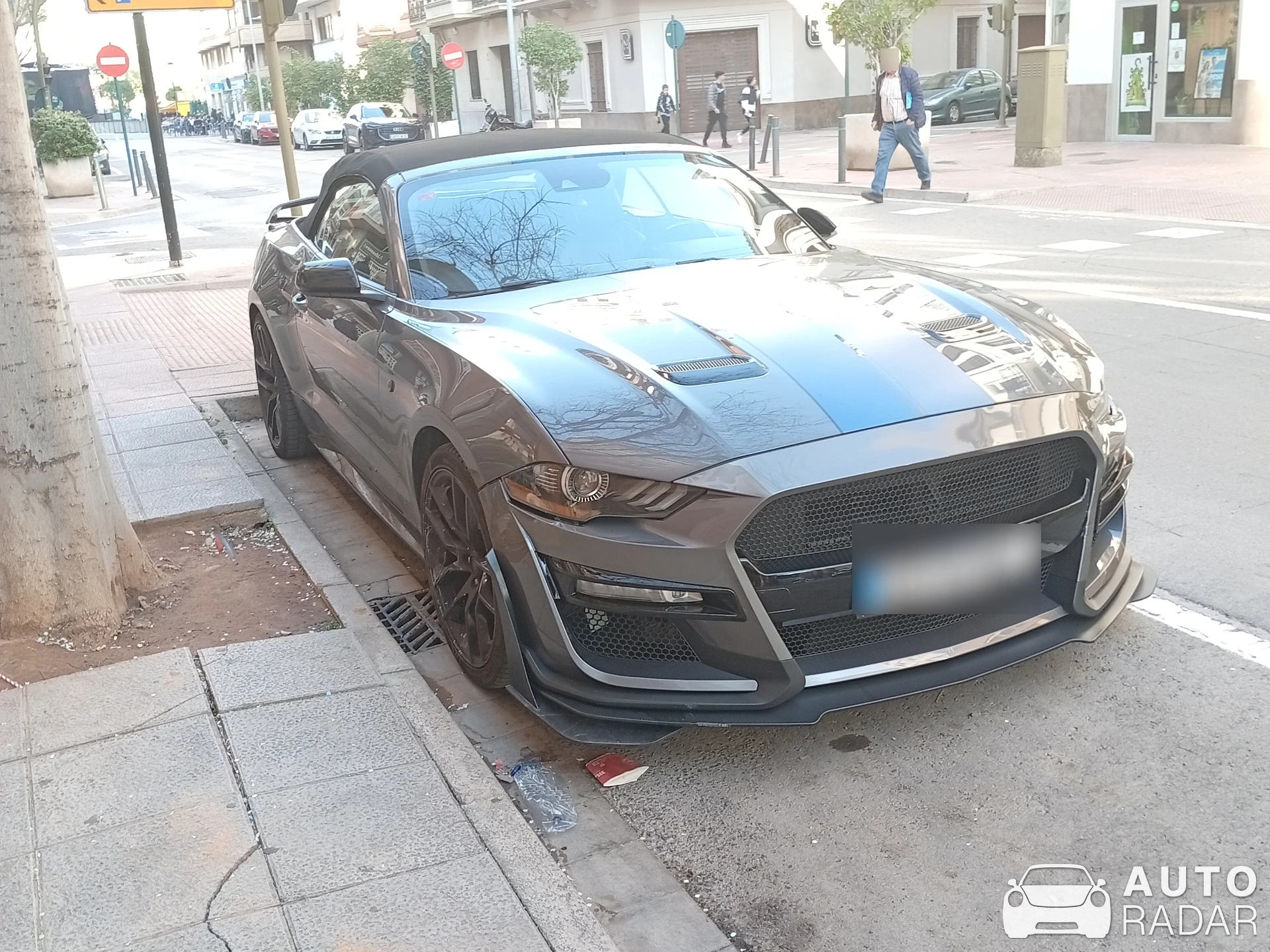 Ford Mustang GT Convertible spotted in Castelló de la Plana