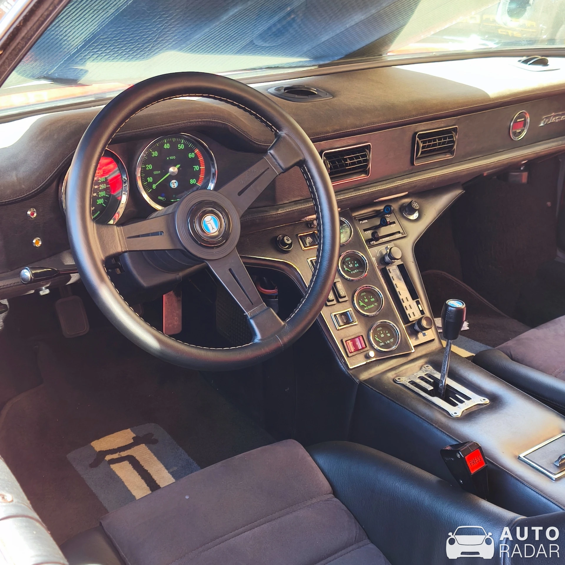 De Tomaso Pantera GT5 spotted in Modena