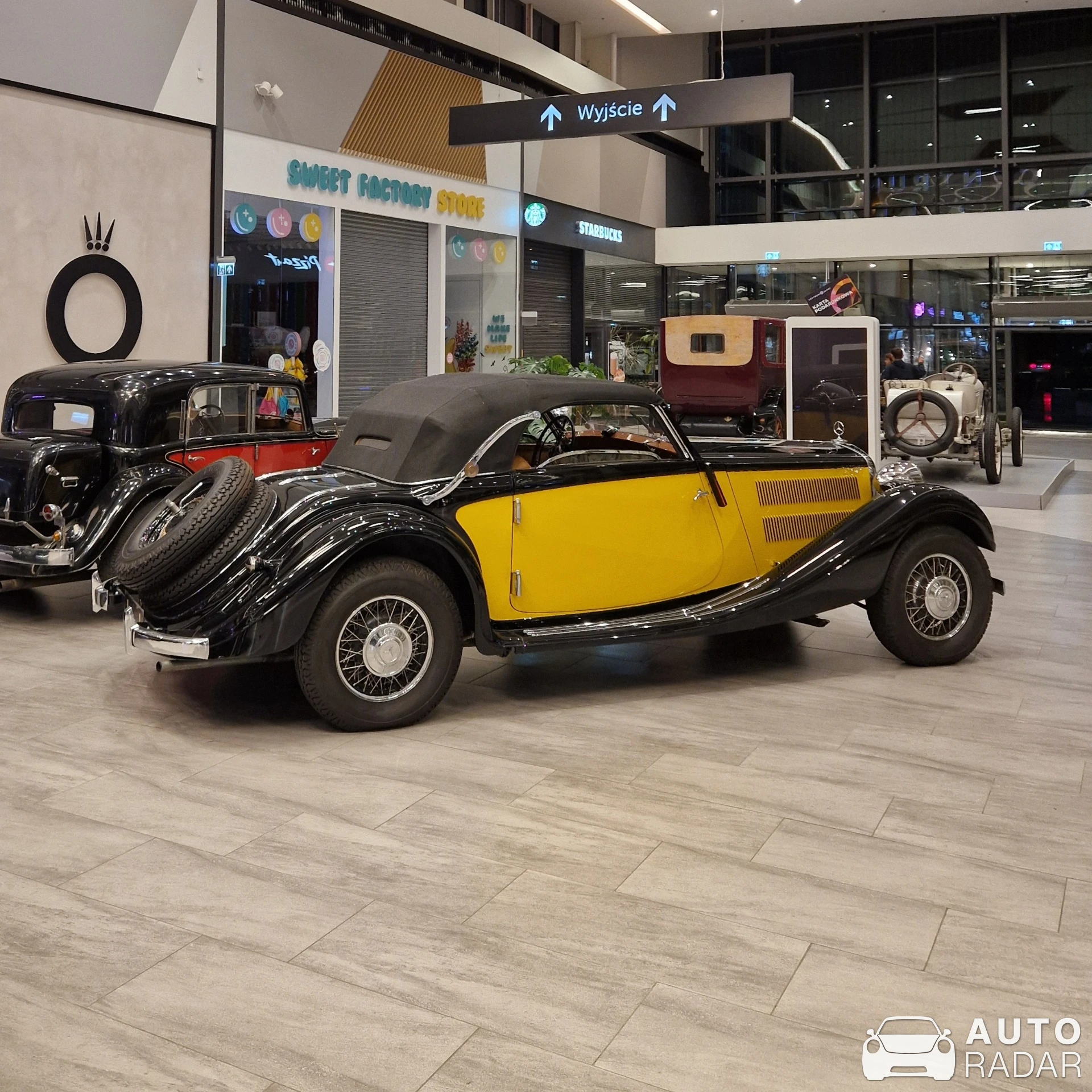 Mercedes-Benz 320A spotted in Janki