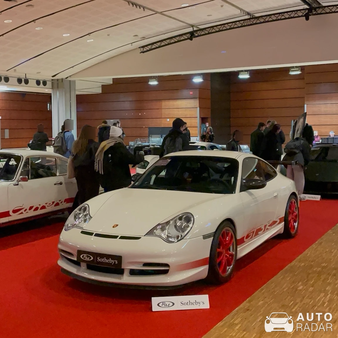 Porsche 996 GT3 RS spotted in Paris, France