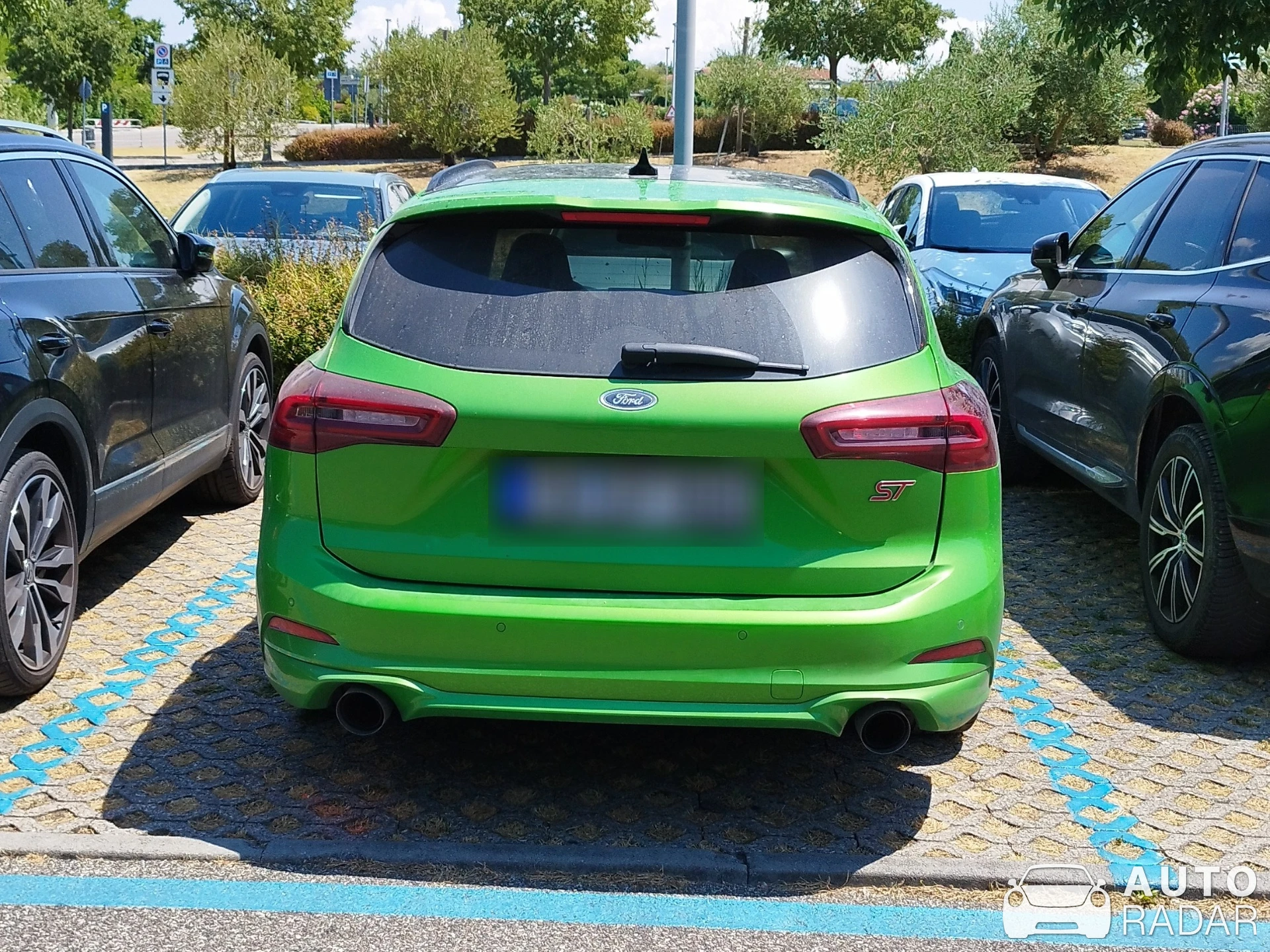 Ford Focus ST Estate 2015 spotted in Bardolino