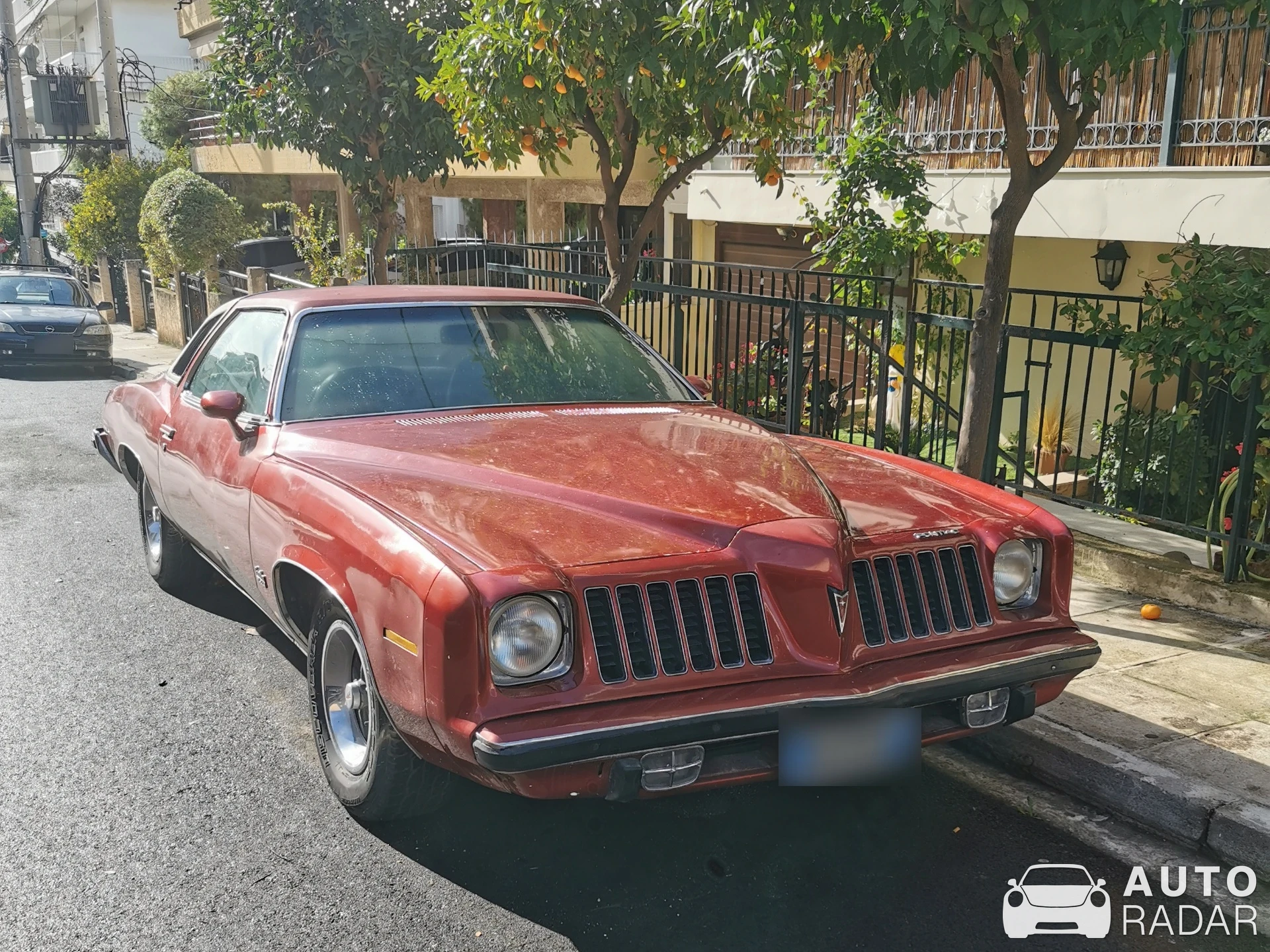 Pontiac Grand Am spotted in Ilioupoli