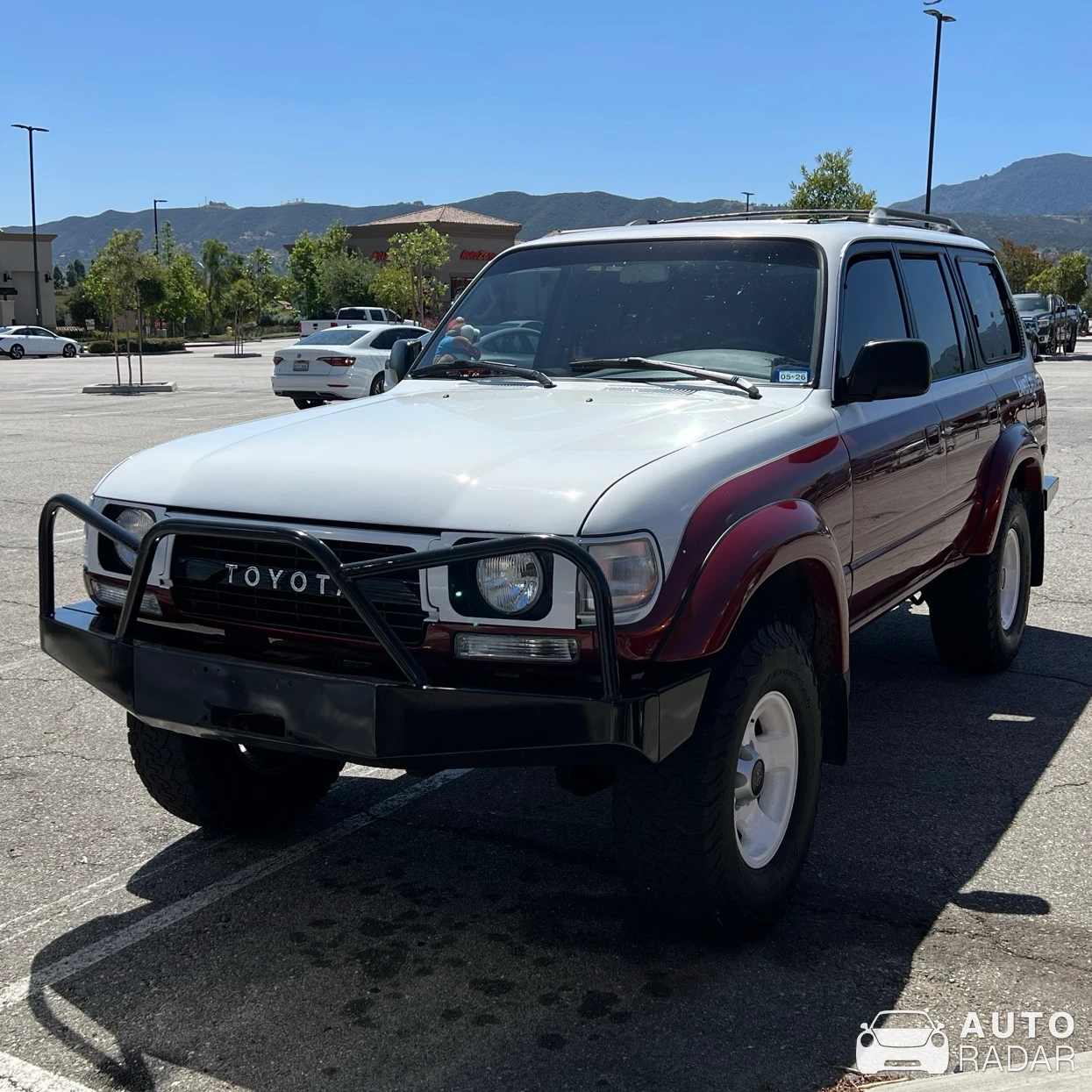 Toyota Land Cruiser J80 spotted in Thousand Oaks