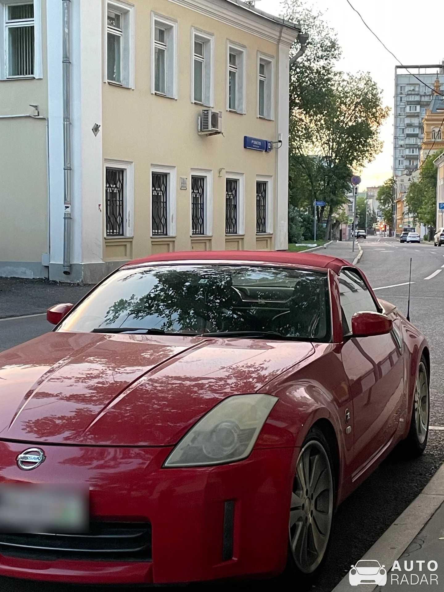 Nissan 350Z Roadster spotted in Moskva, Russia