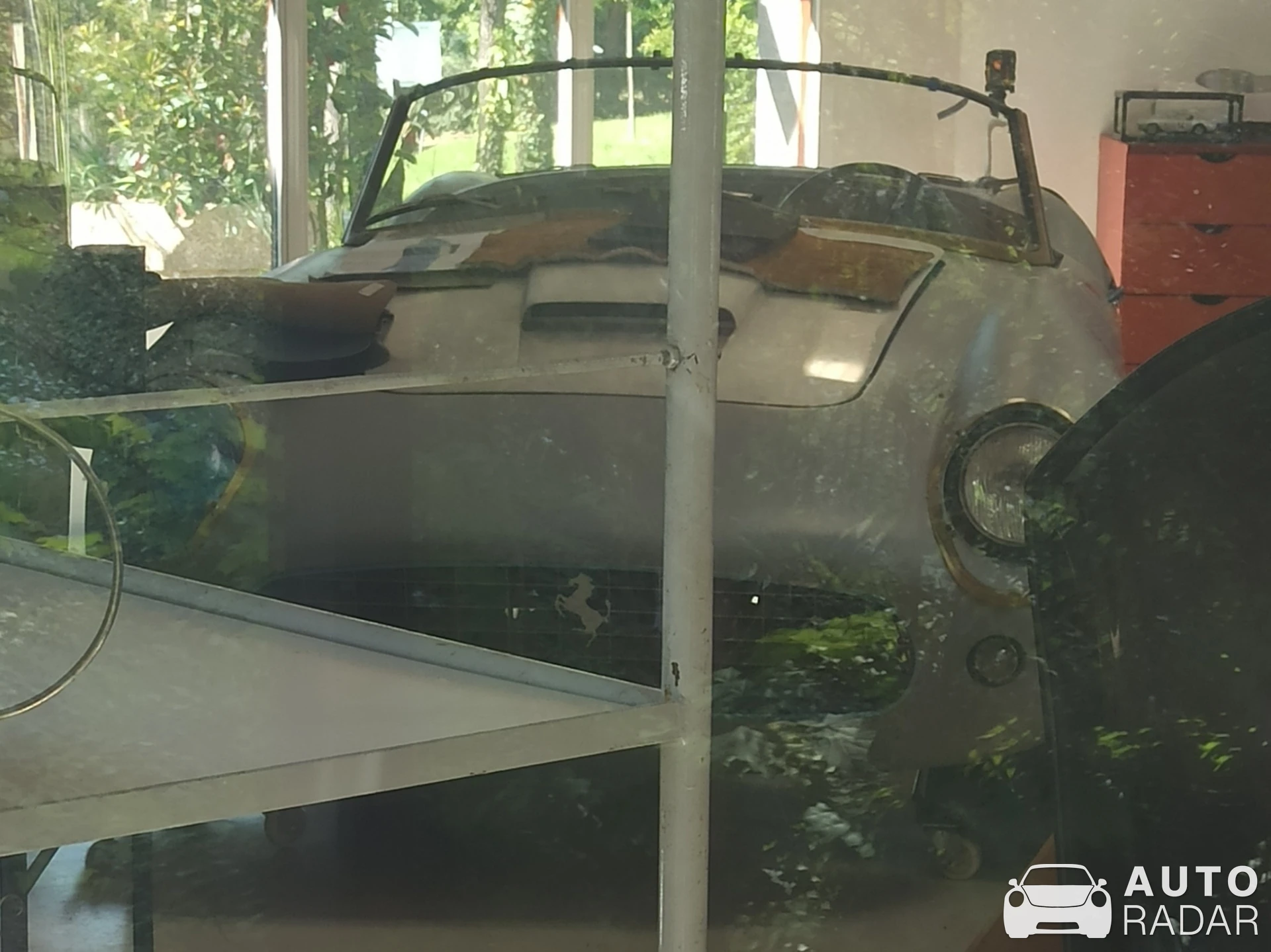 Ferrari 250 GT LWB California Spyder spotted in Rochetaillée-sur-Saône