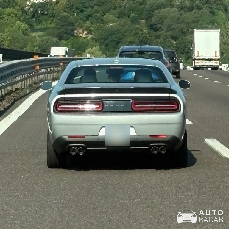 Dodge Challenger R/T spotted in Tux