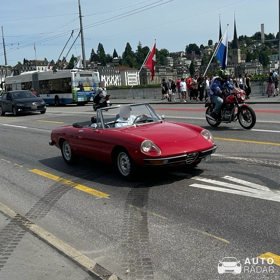 Alfa Romeo 2000 Spider spotted in Luzern