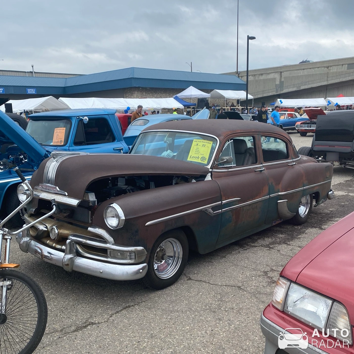 Pontiac Chieftain spotted in Calgary