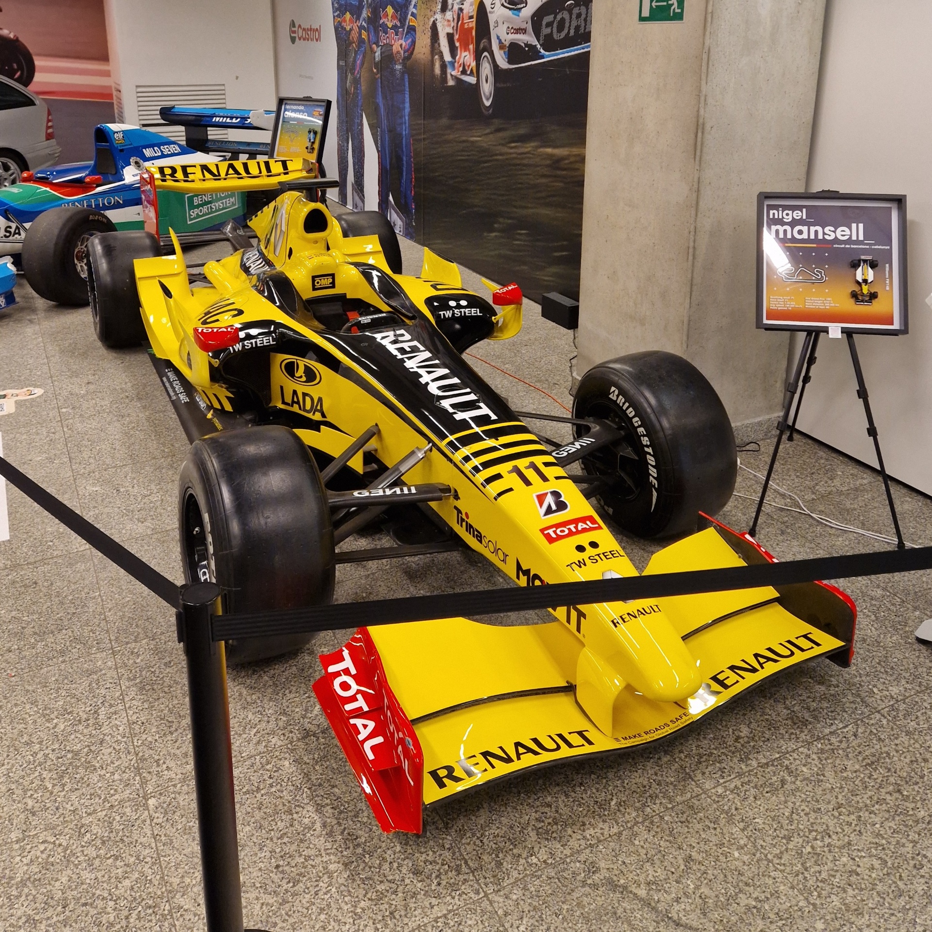 Renault R27