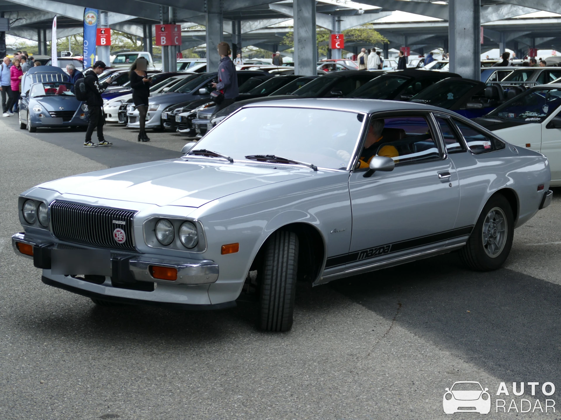Mazda Cosmo spotted in Chassieu