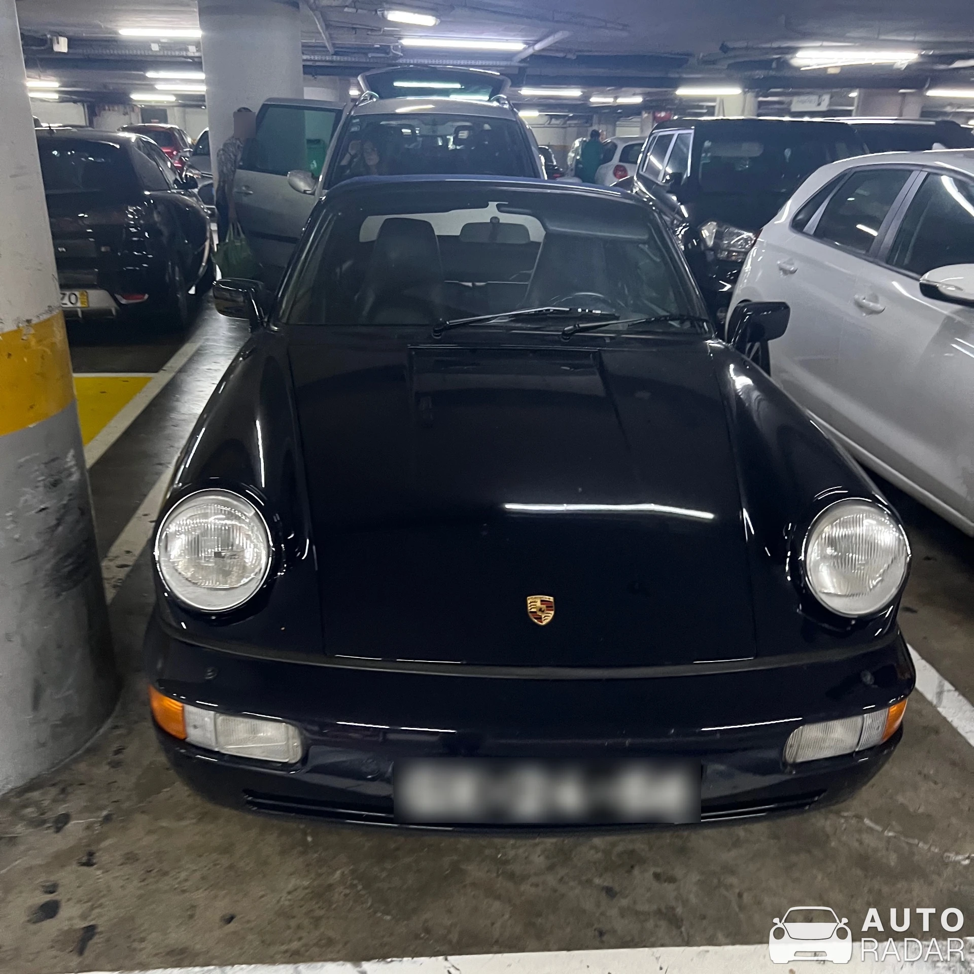 Porsche 964 Carrera spotted in Lisbon, Portugal