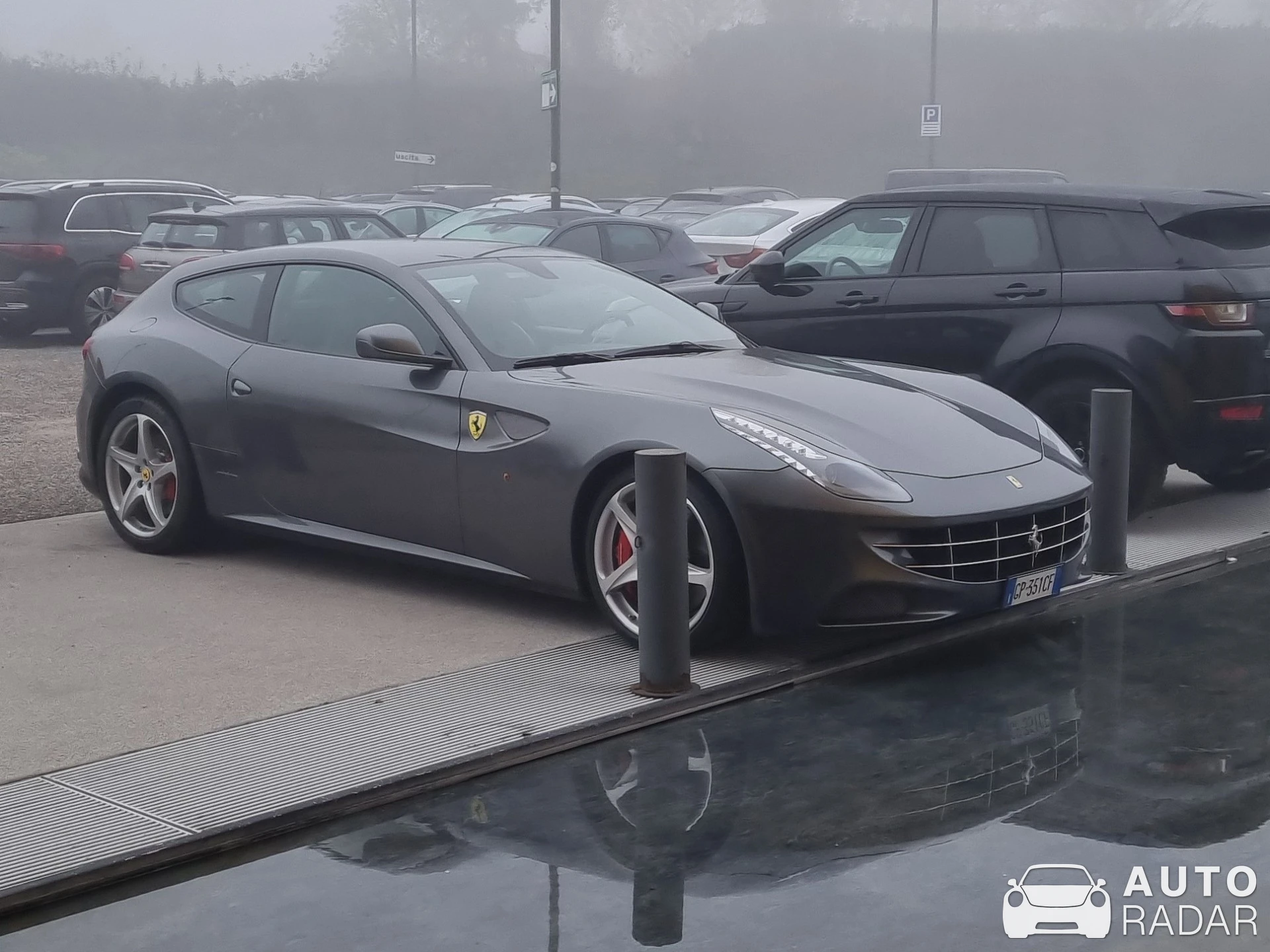 Ferrari FF spotted in Rho, Italia