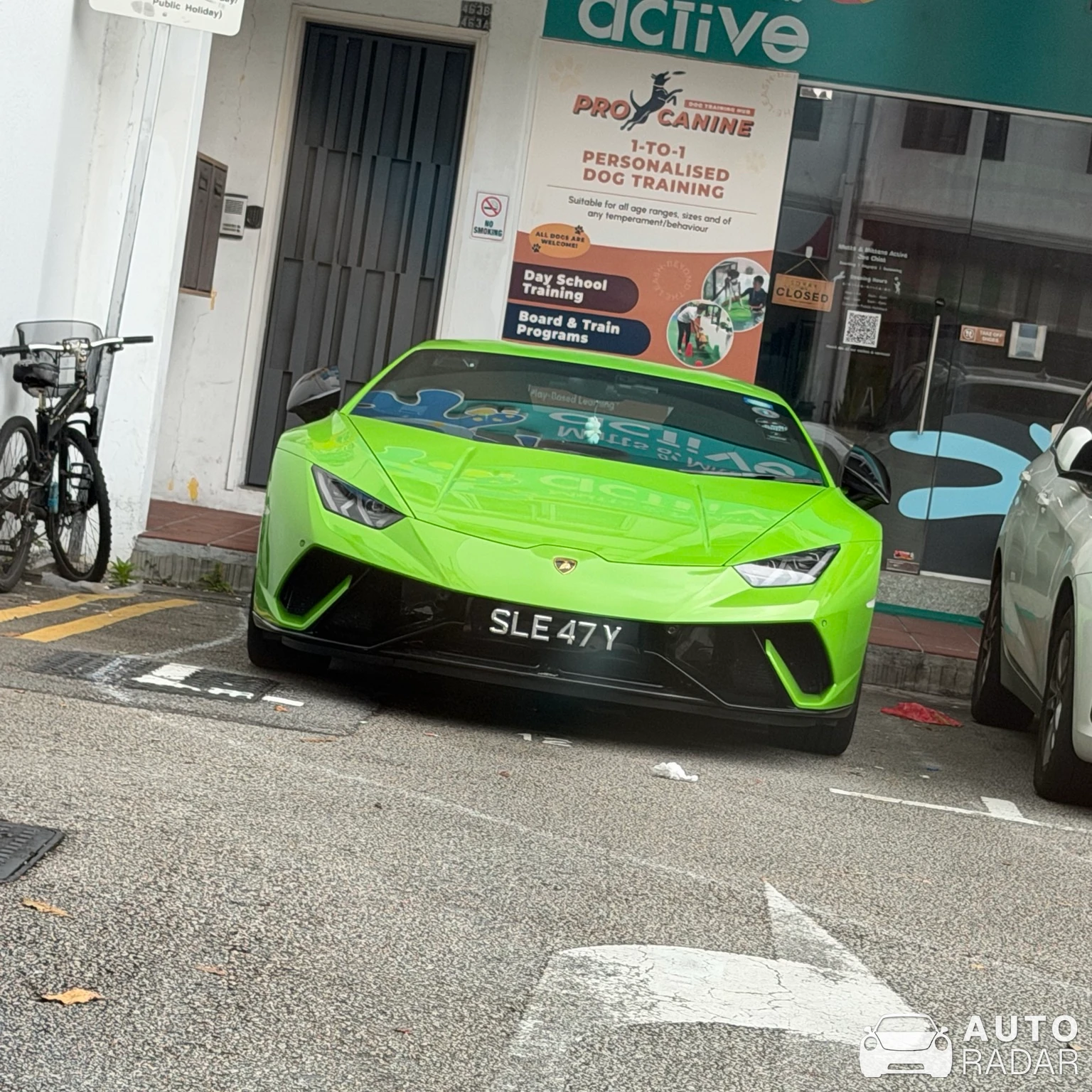 Lamborghini Huracán LP640-4 Performante spotted in Singapore, 싱가포르