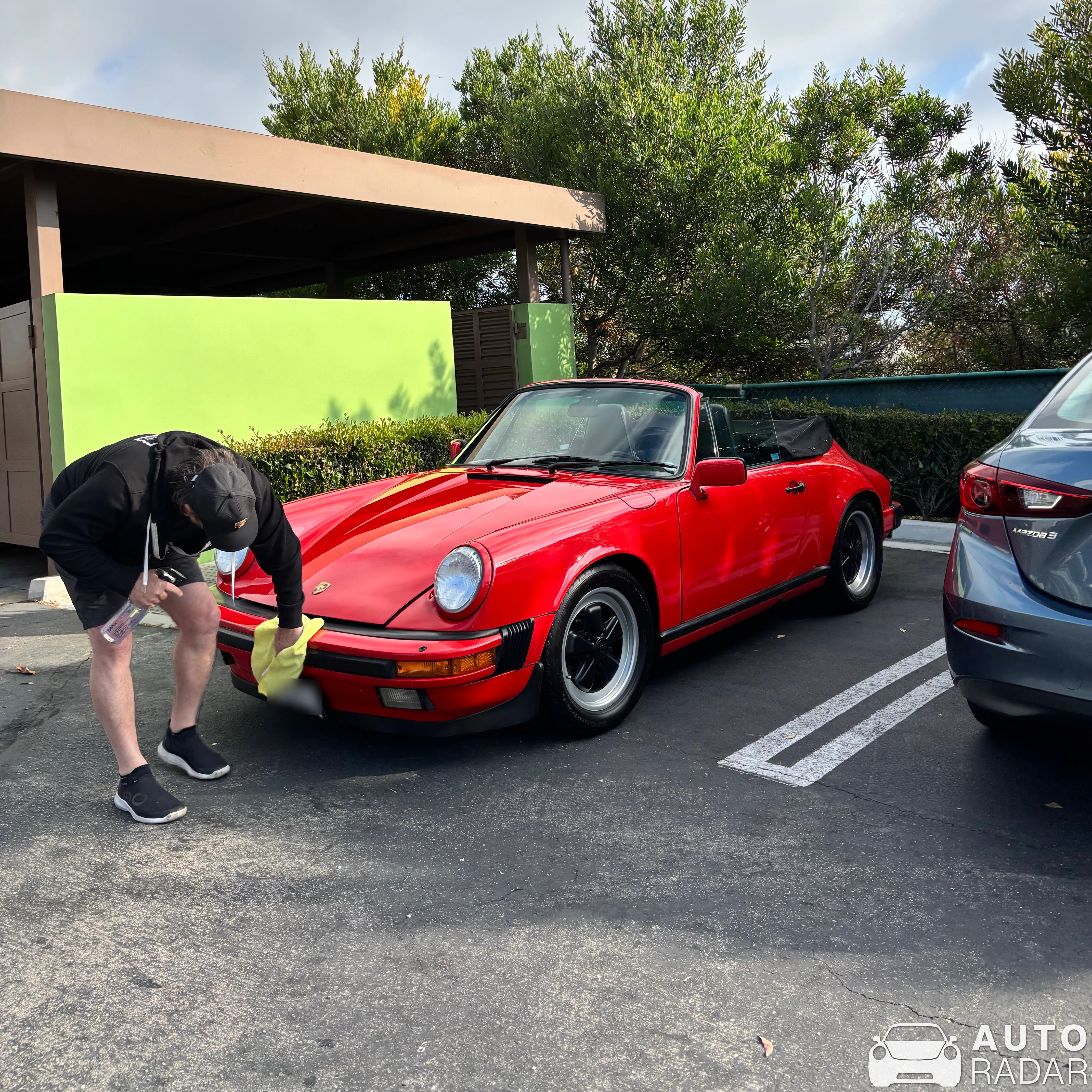 Porsche 930 Speedster spotted in El Segundo
