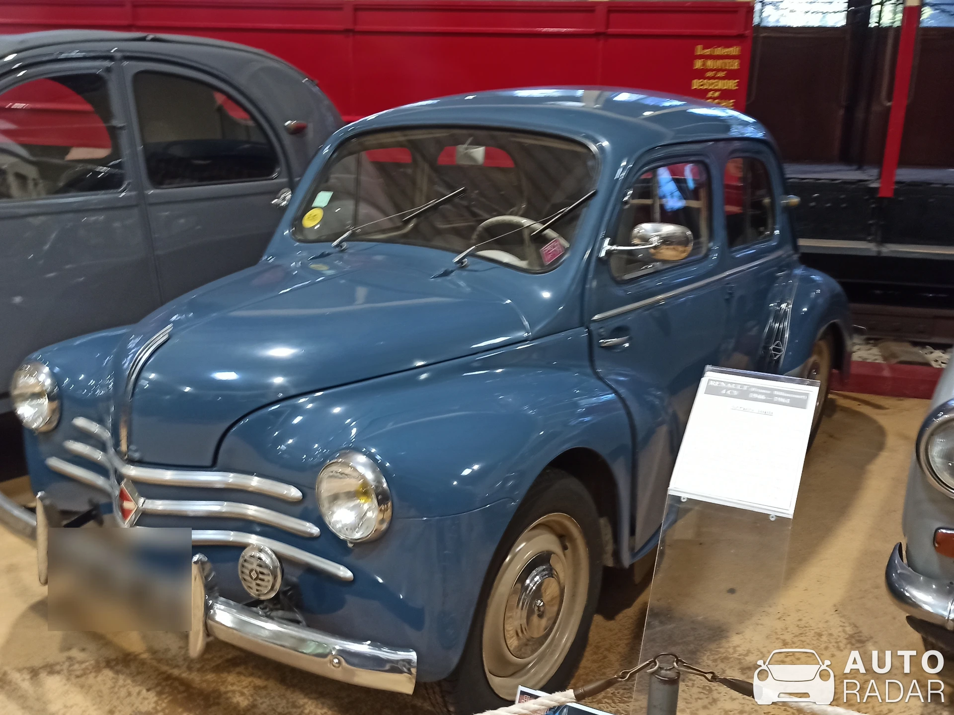 Renault 4CV spotted in Rochetaillée-sur-Saône