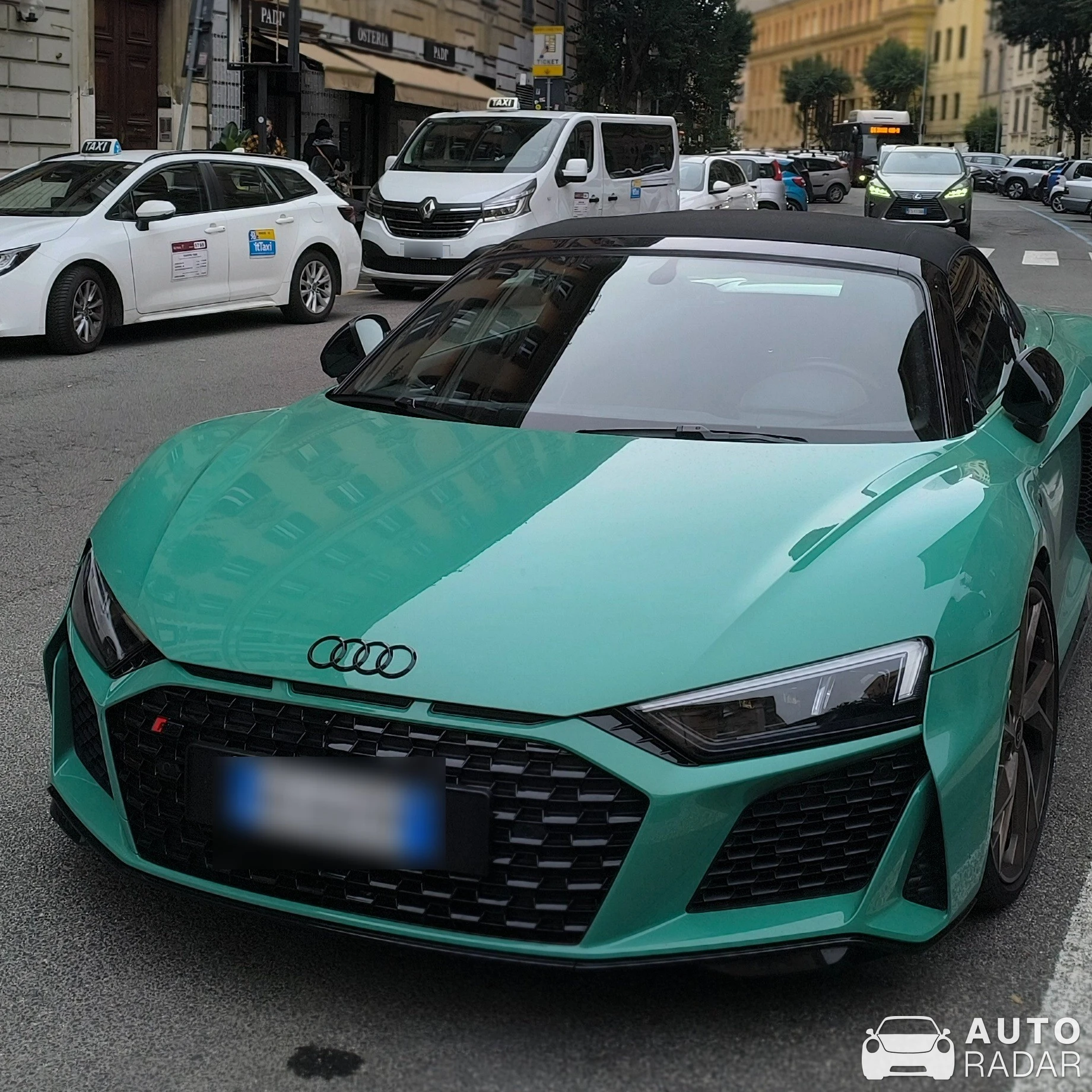 Audi R8 V10 Spyder spotted in Colle San Pietro, Italy