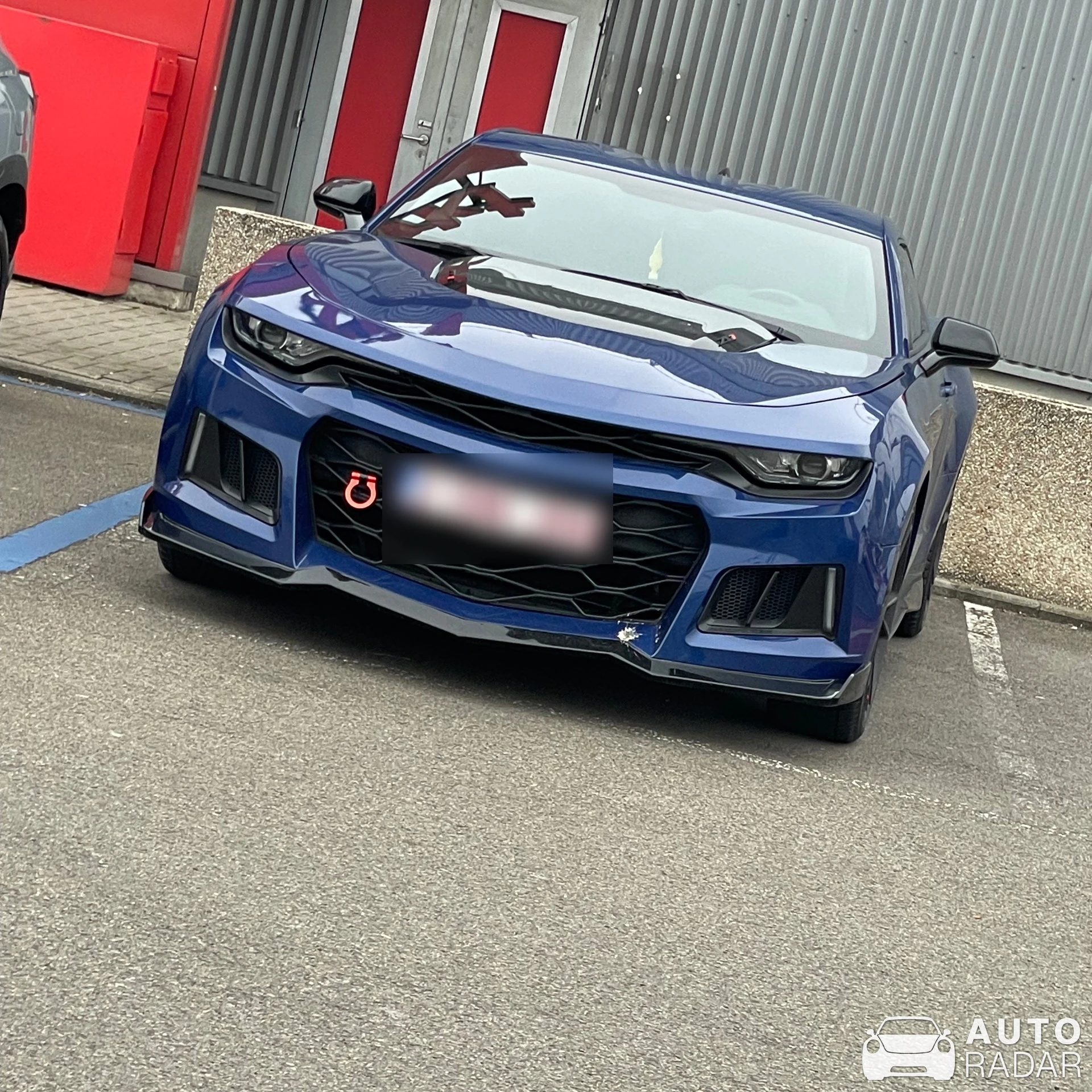 Chevrolet Camaro SS spotted in Herstal, Belgique