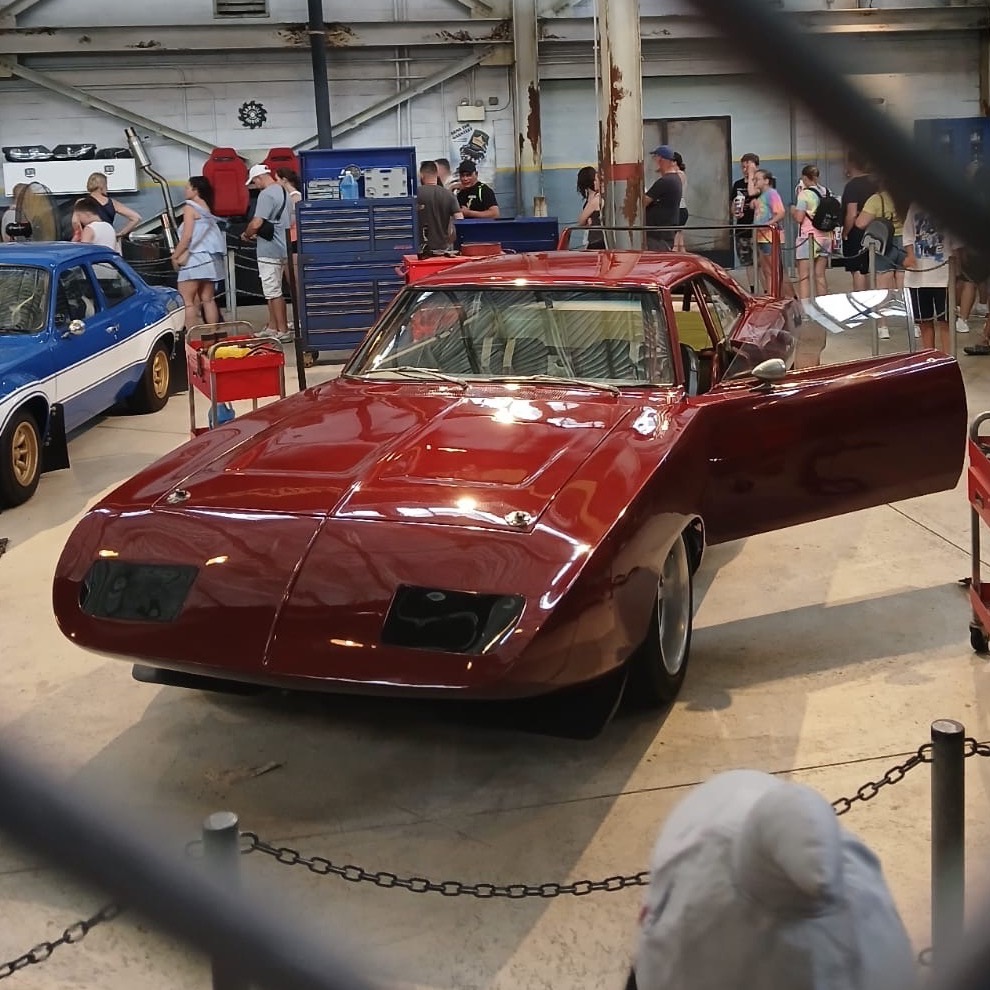 Plymouth Road Runner Superbird
