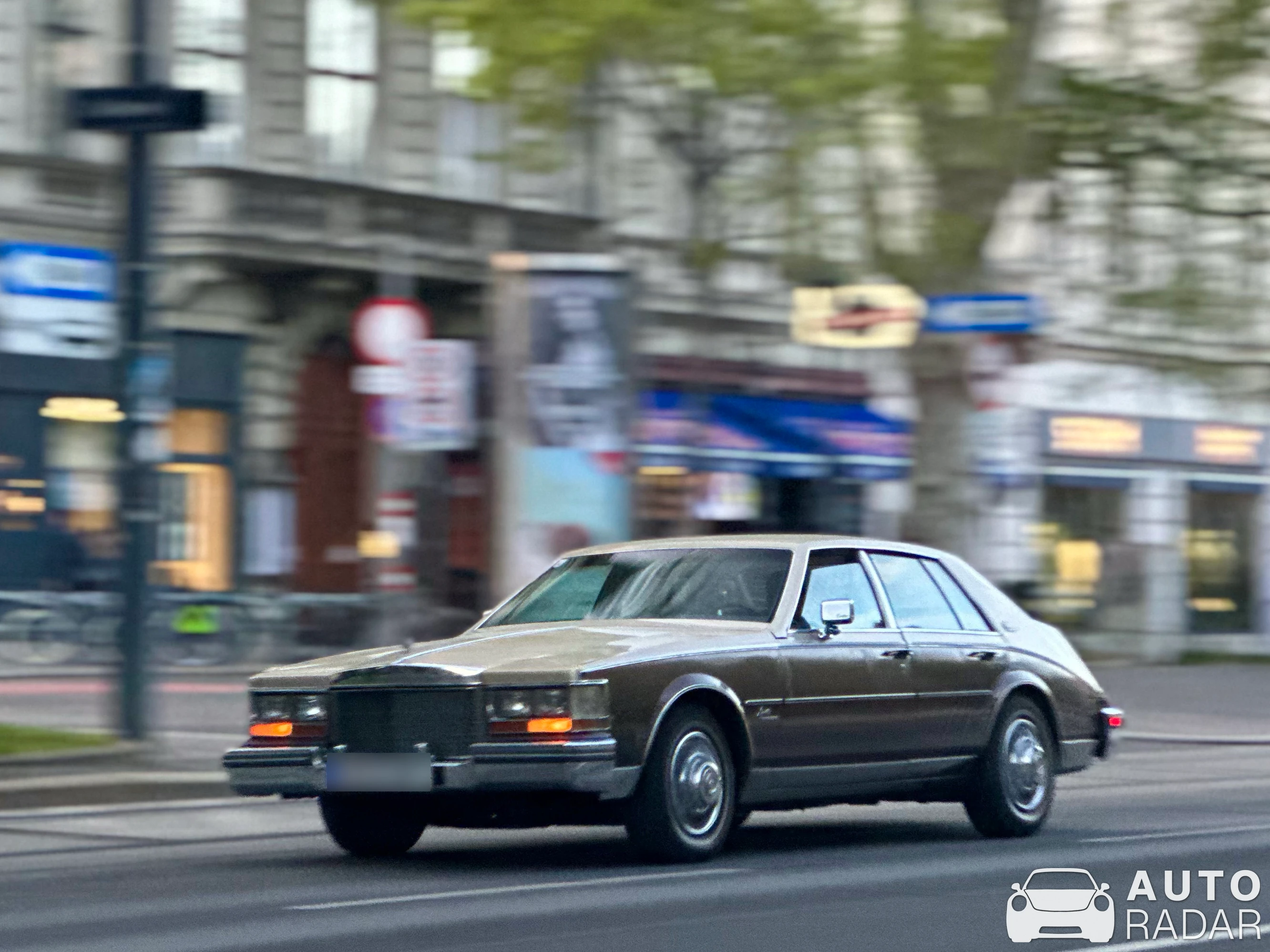 Cadillac Seville spotted in Wien
