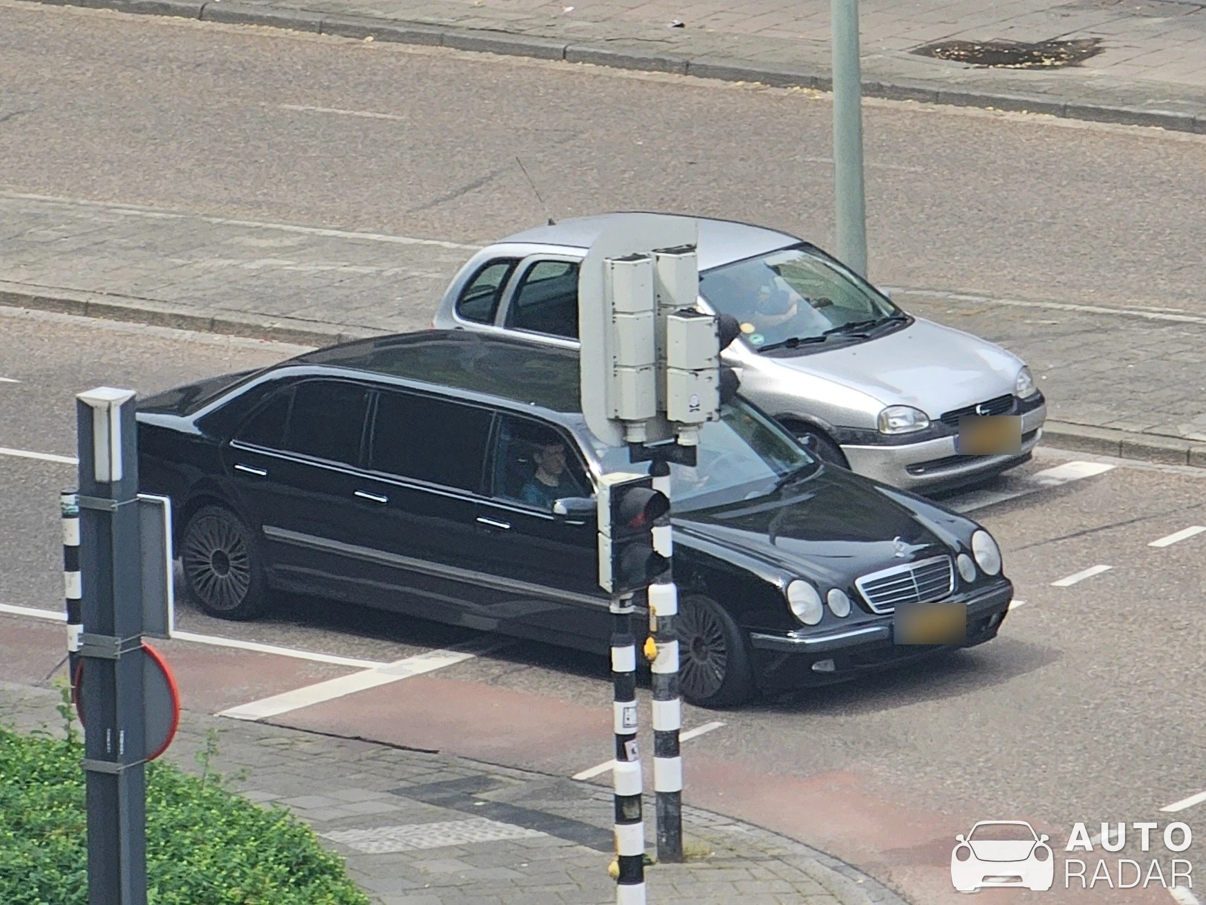 Mercedes-Benz E-Klasse W210 Limousine spotted in Heerlen, Netherlands