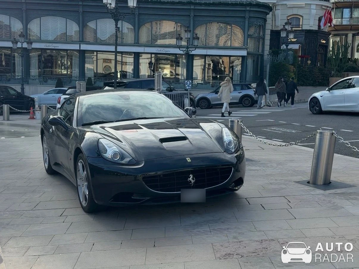 Ferrari California spotted in Monaco, Monaco