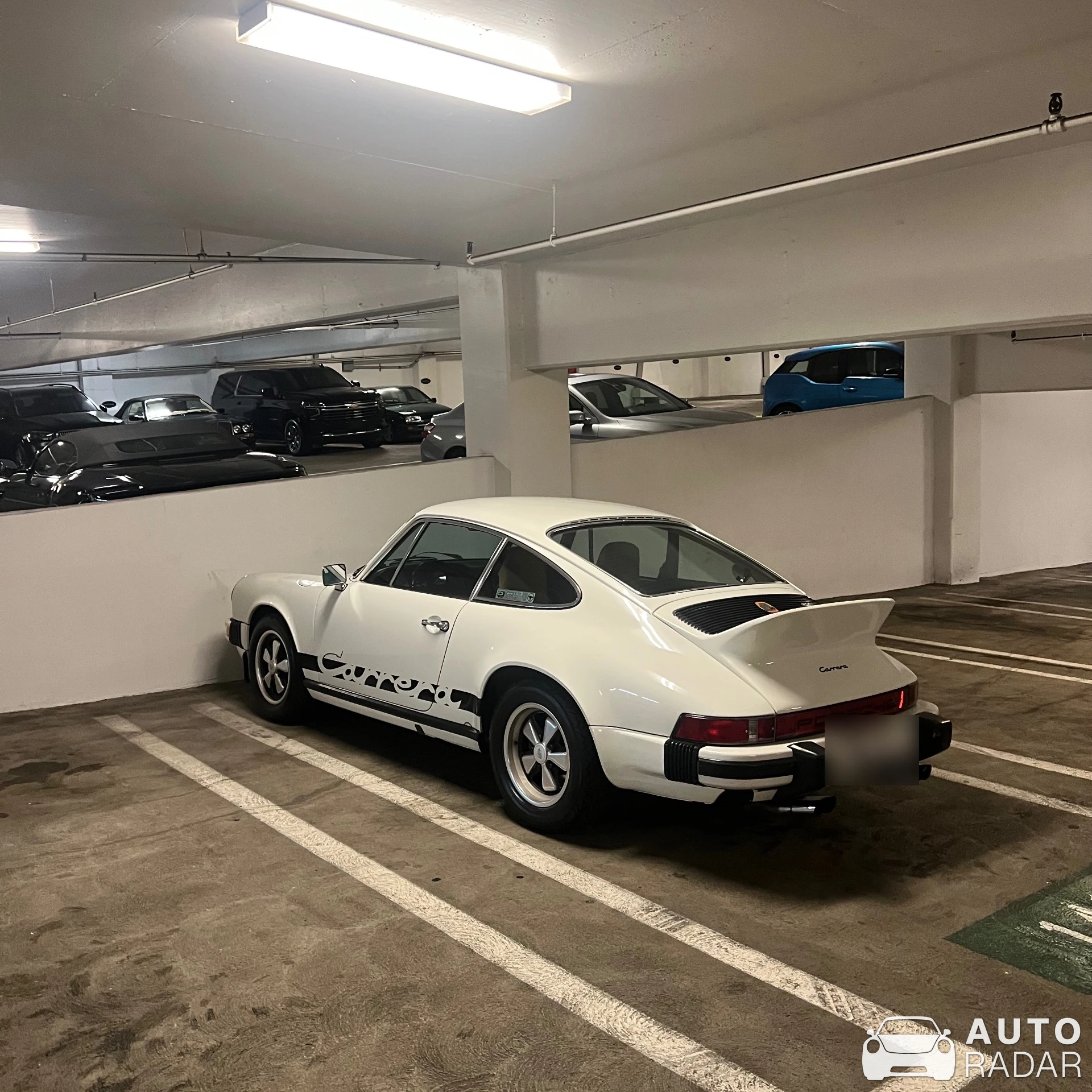 Porsche 911 Carrera 3.0 spotted in Beverly Hills, United States