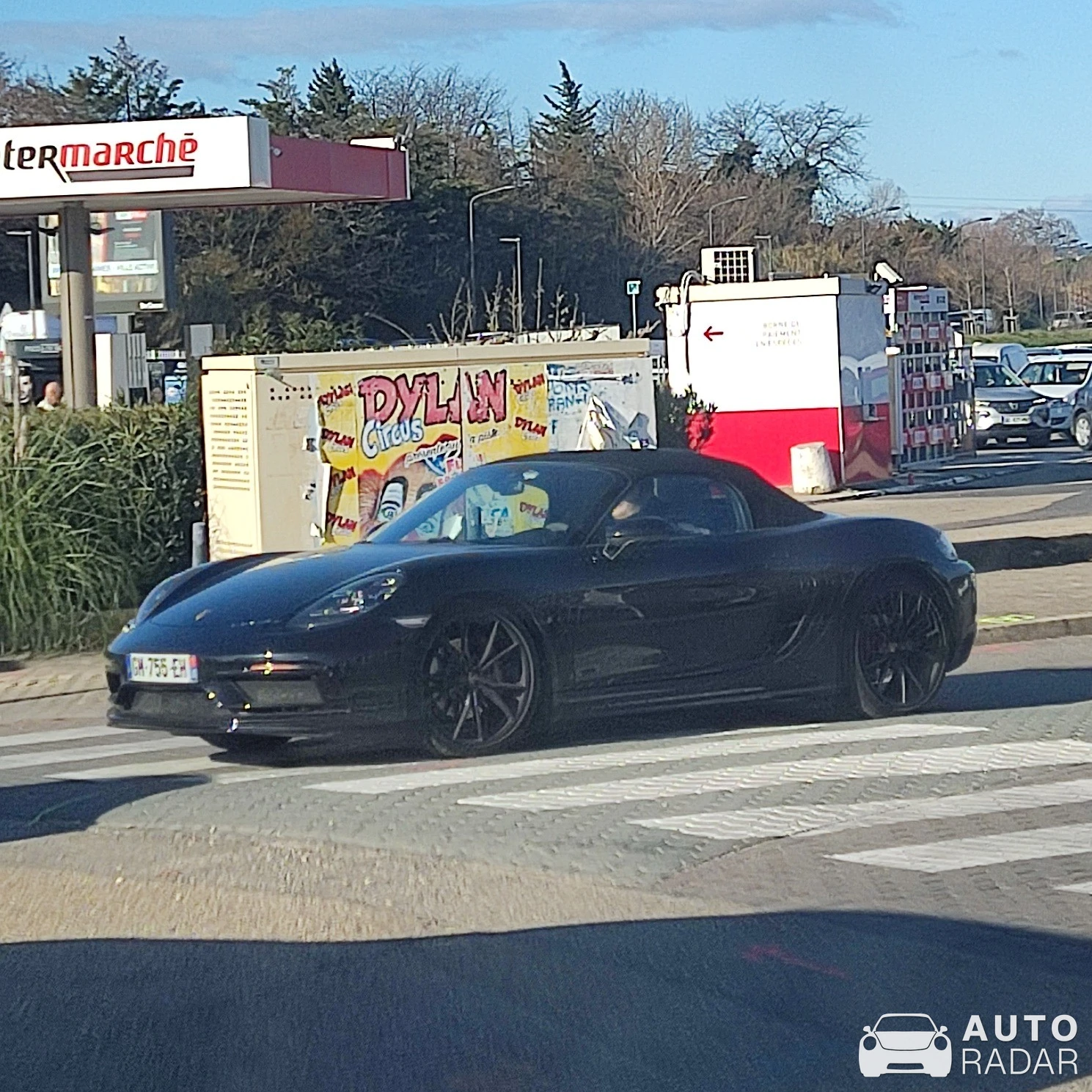 Porsche 718 Boxster spotted in Caissargues, Francia