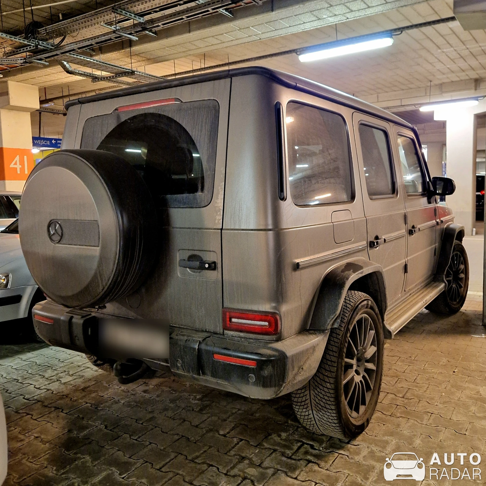 Mercedes-Benz G 400d spotted in Kraków