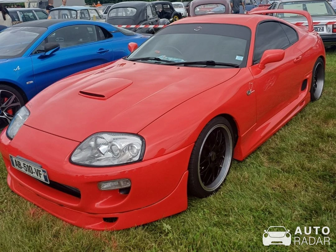 Toyota Supra A80 spotted in Herny, France