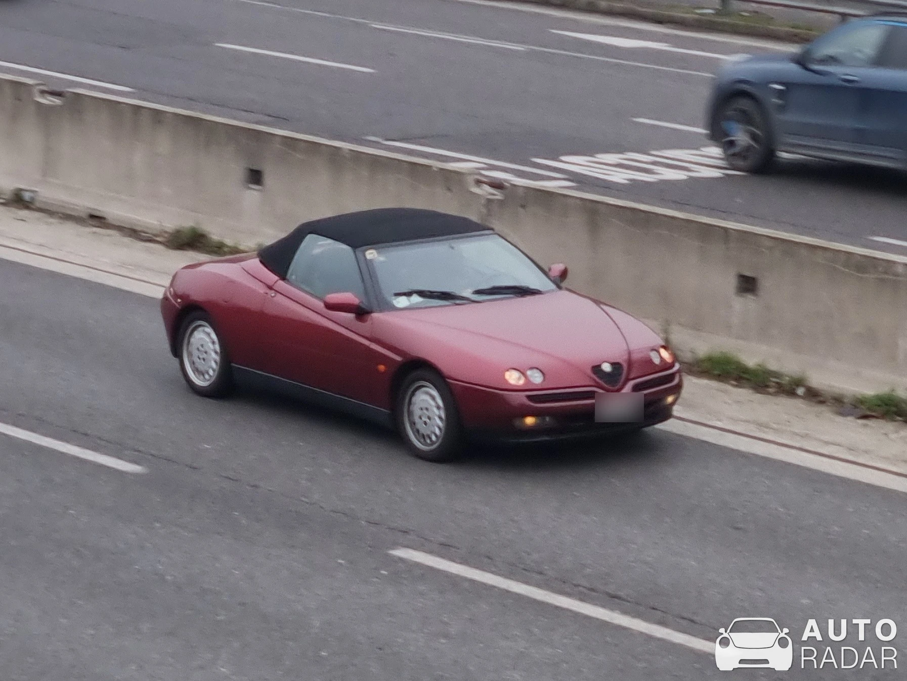 Alfa Romeo GTV 916 Spider spotted in Milano, Italy