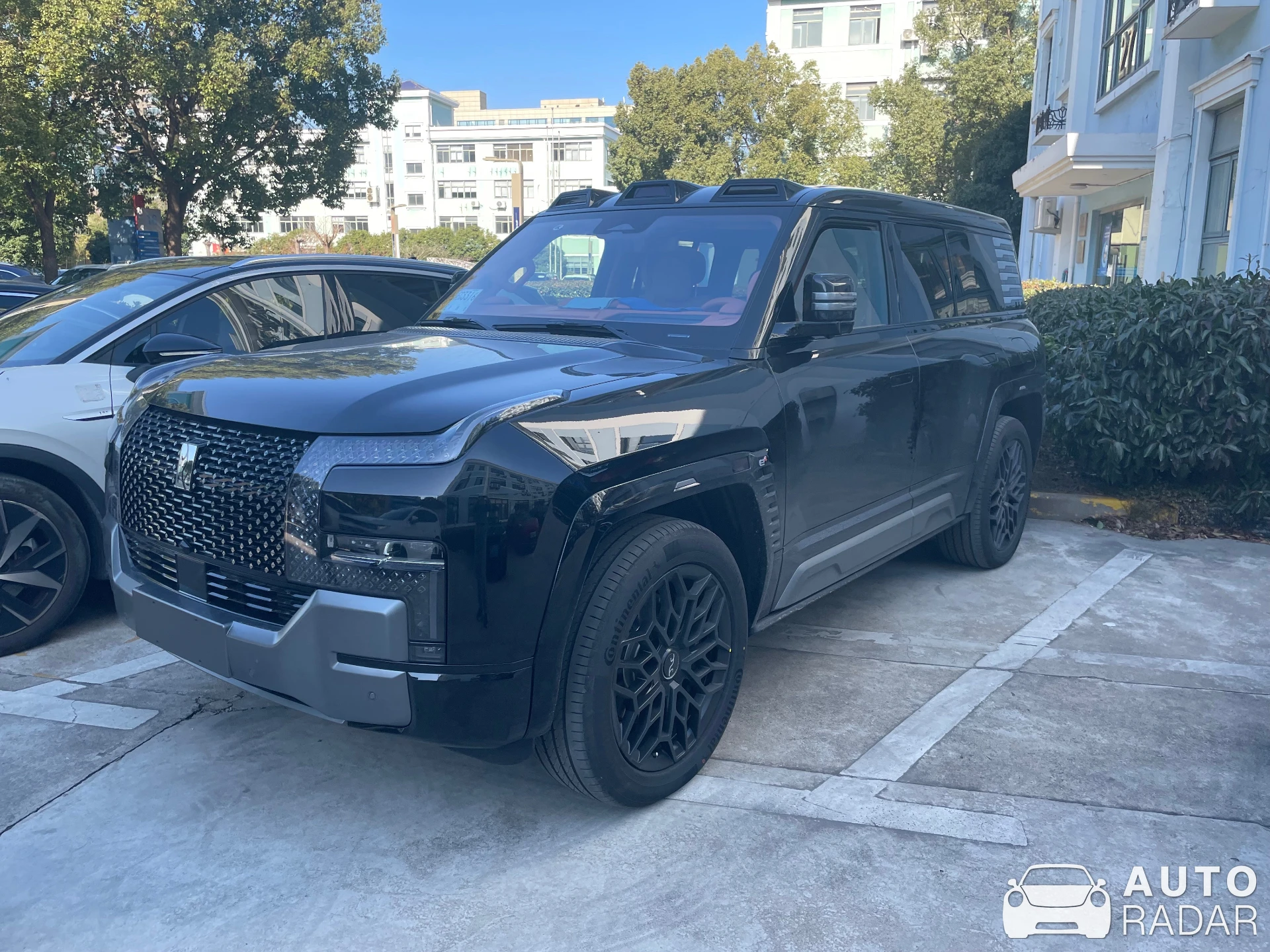BYD Yangwang U8 spotted