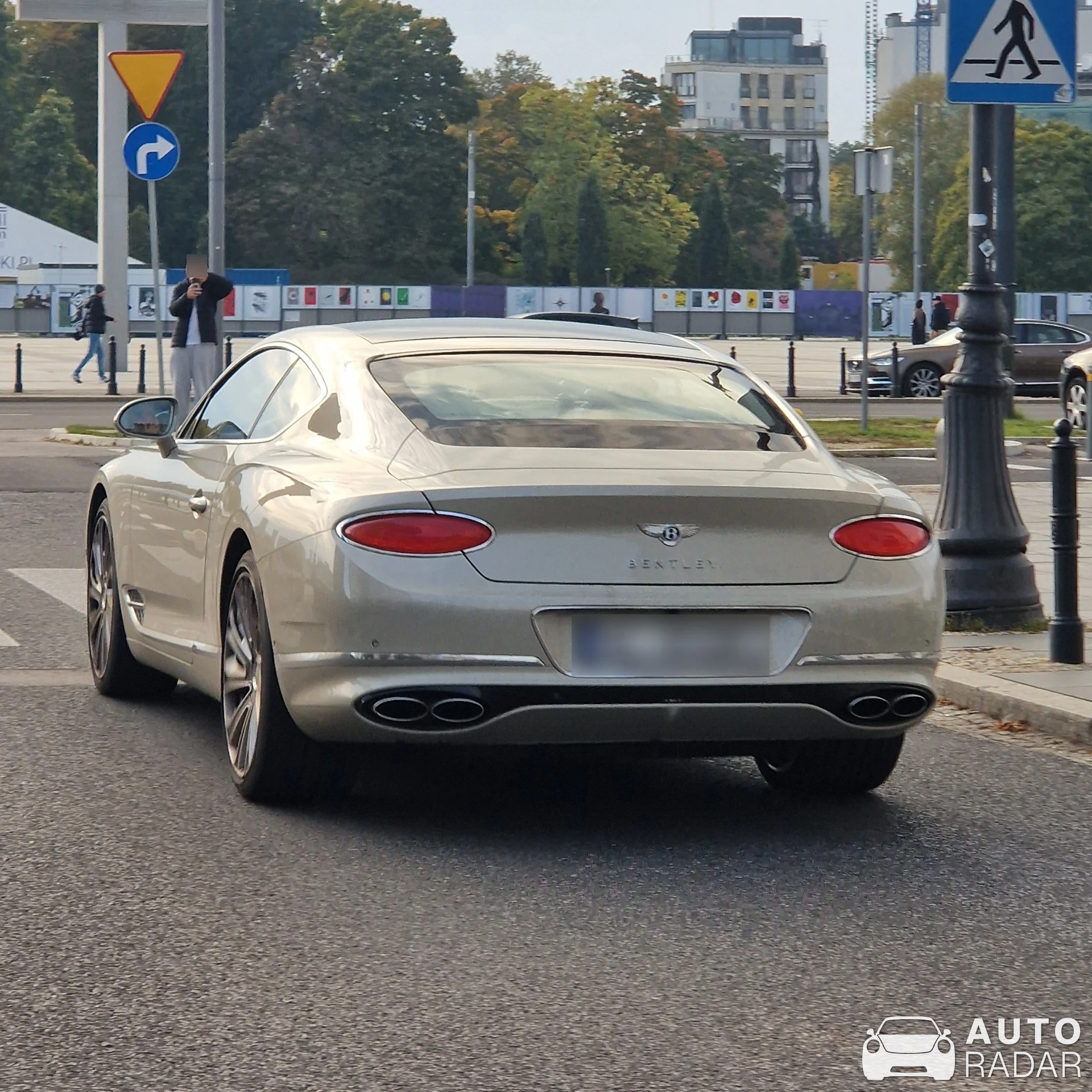 Bentley Continental GT V8 2020 Mulliner spotted in Warszawa