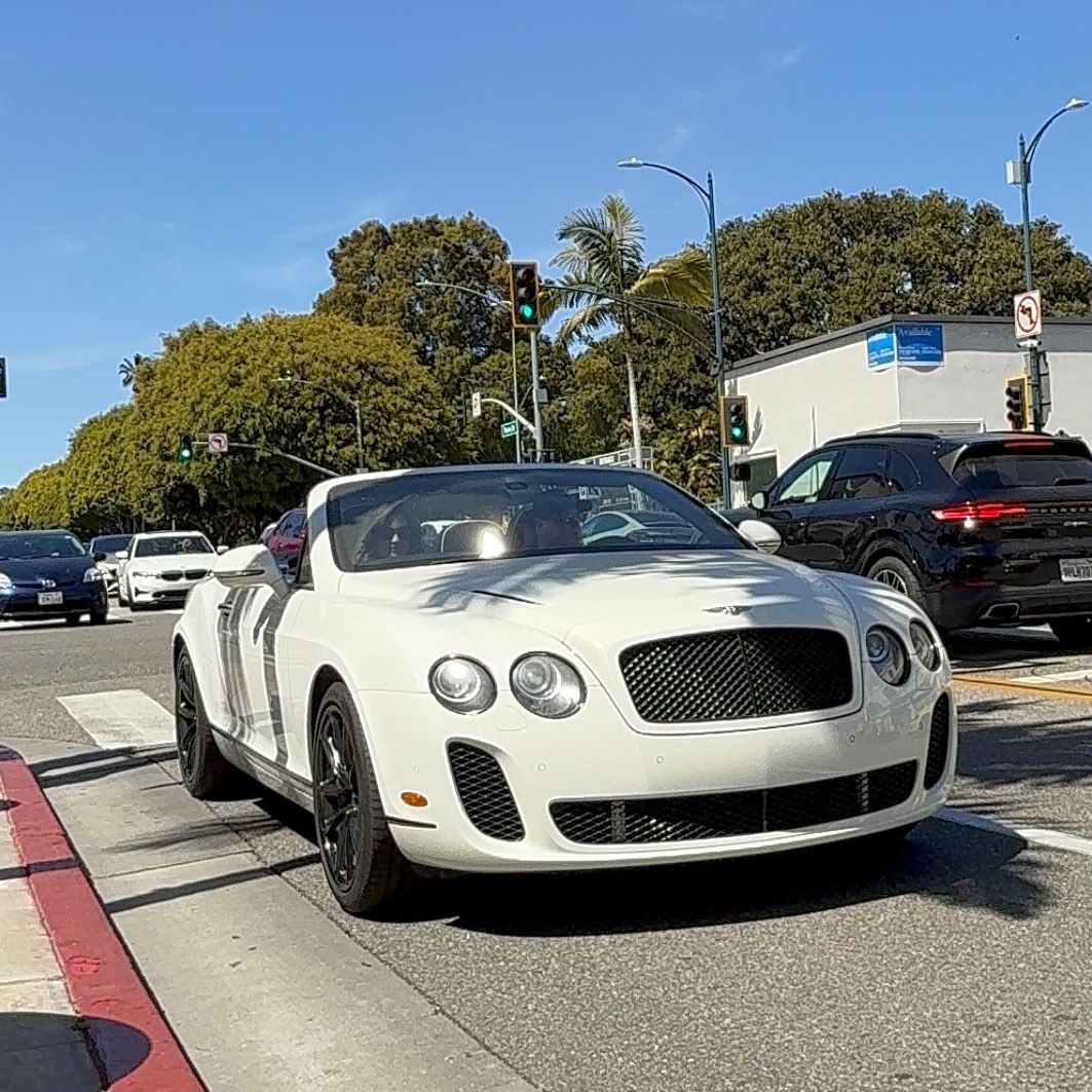 Bentley Continental Supersports Convertible