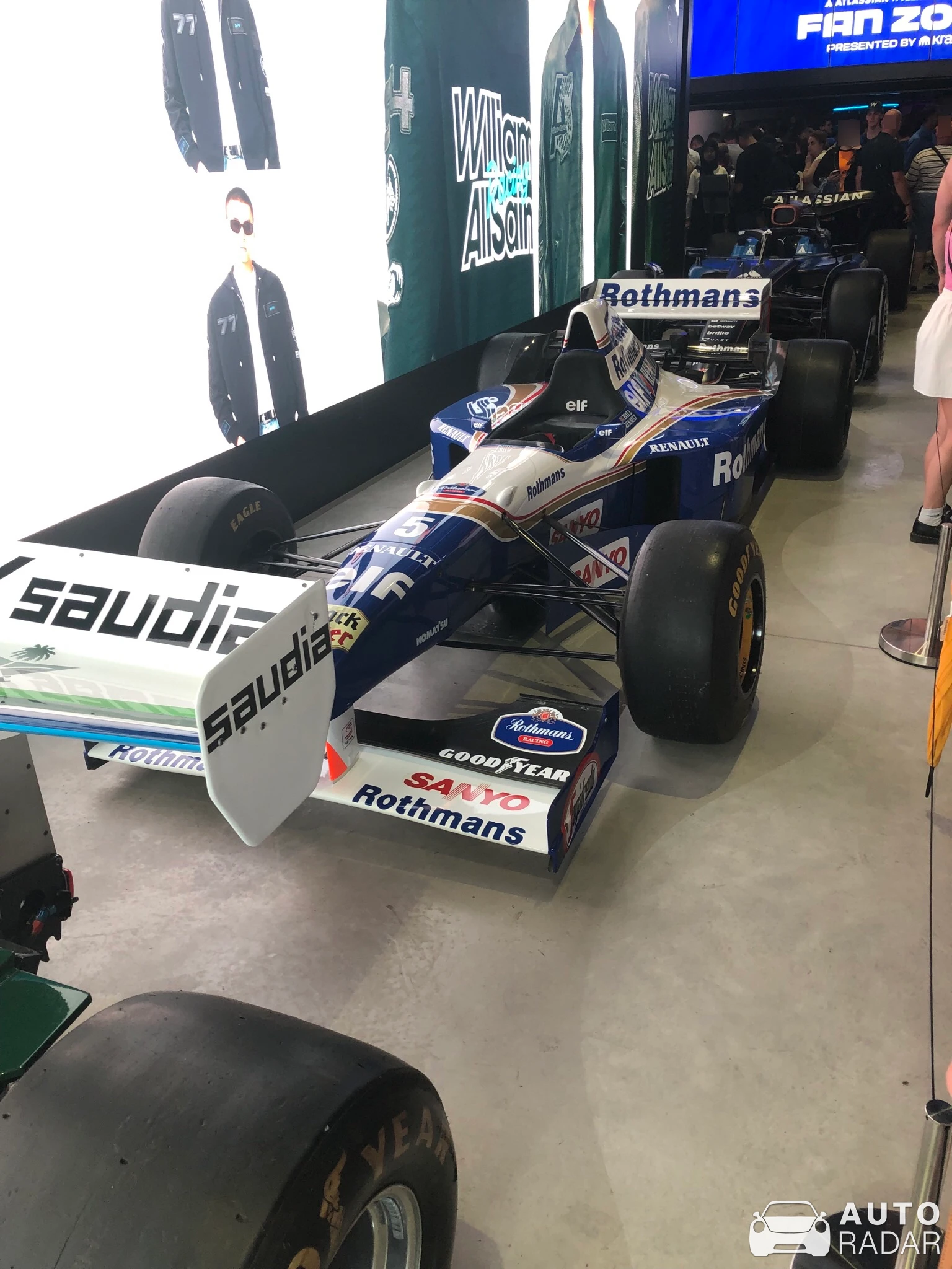 Williams FW18 spotted