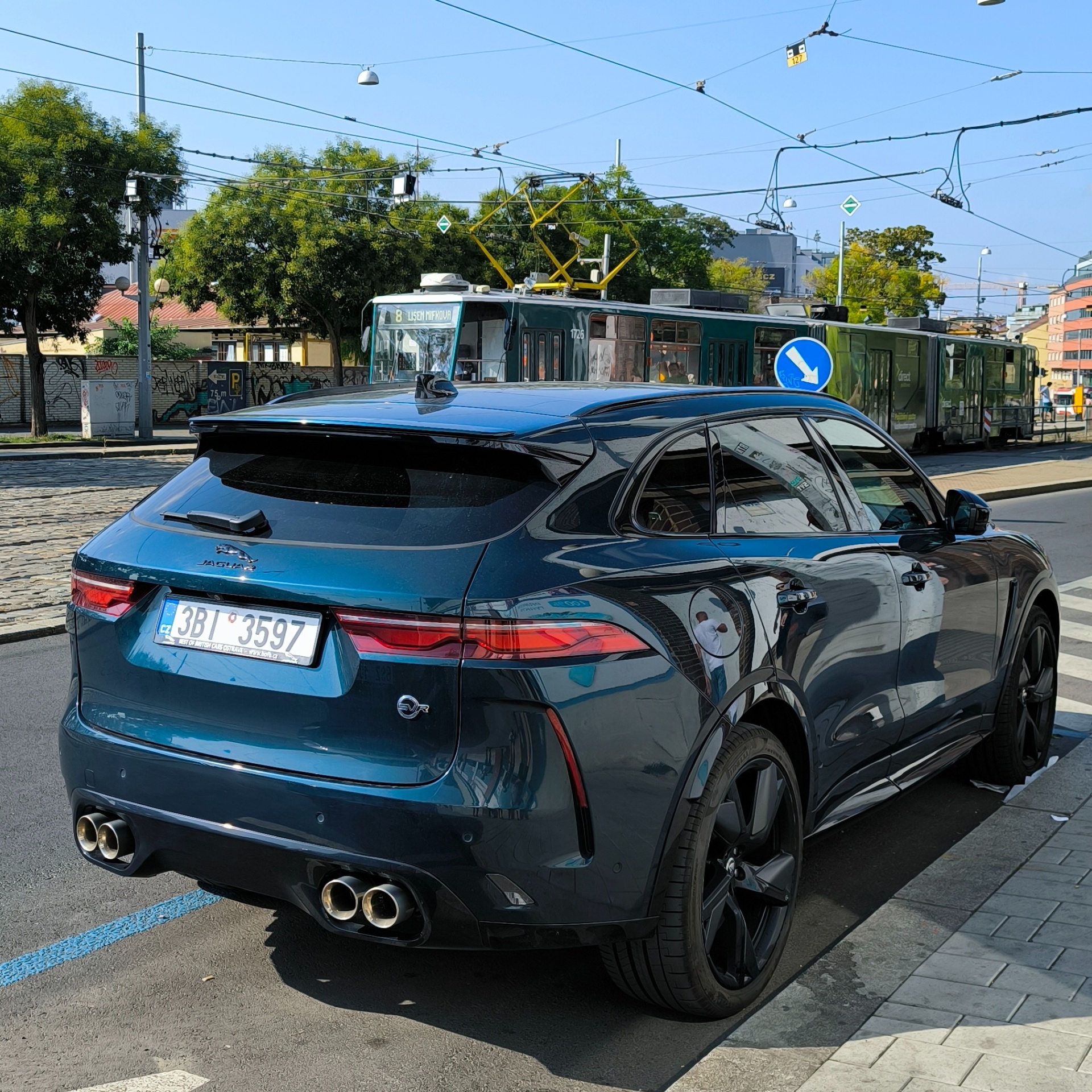 Jaguar F-PACE SVR 575 Edition