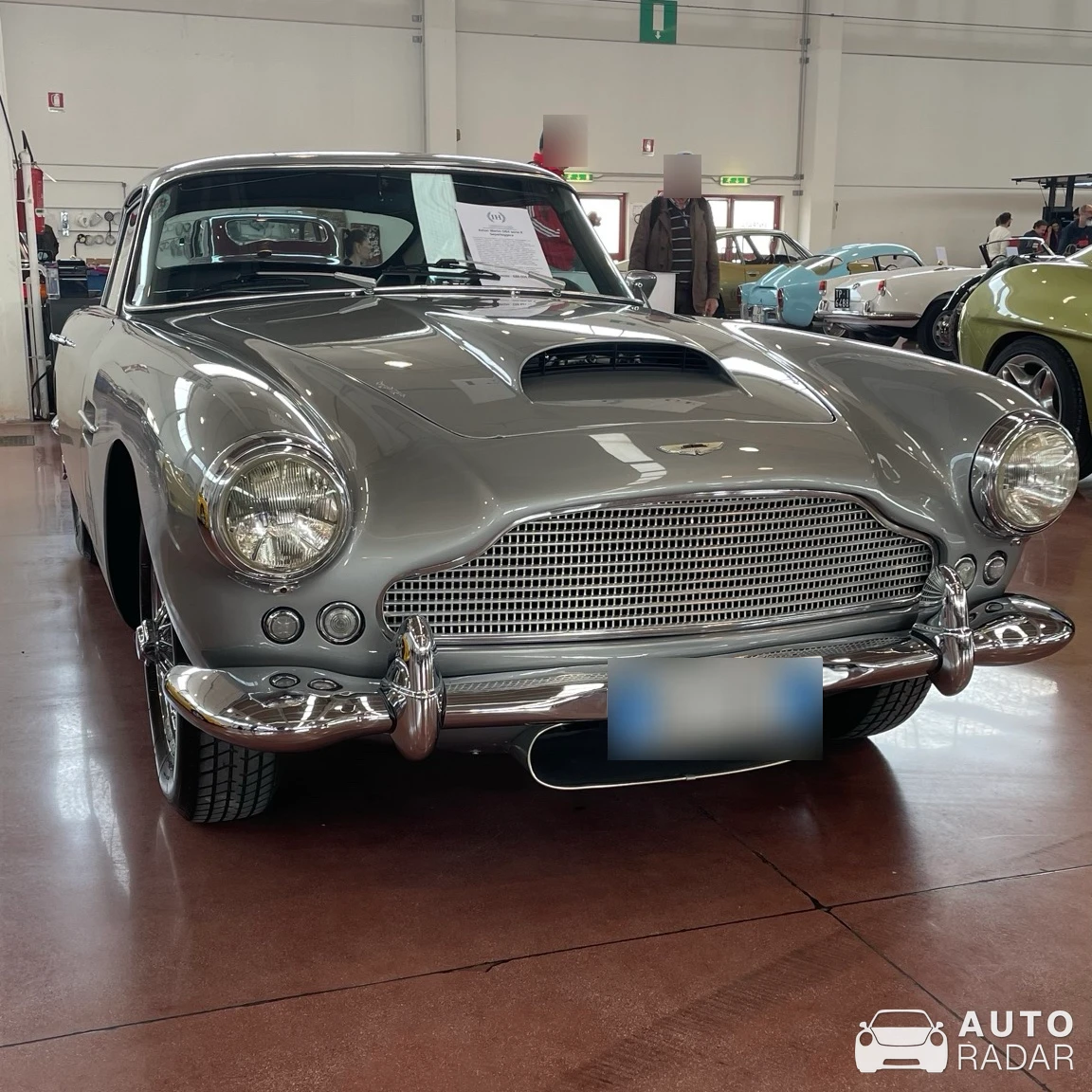 Aston Martin DB4 Superleggera spotted in Centro Fiera