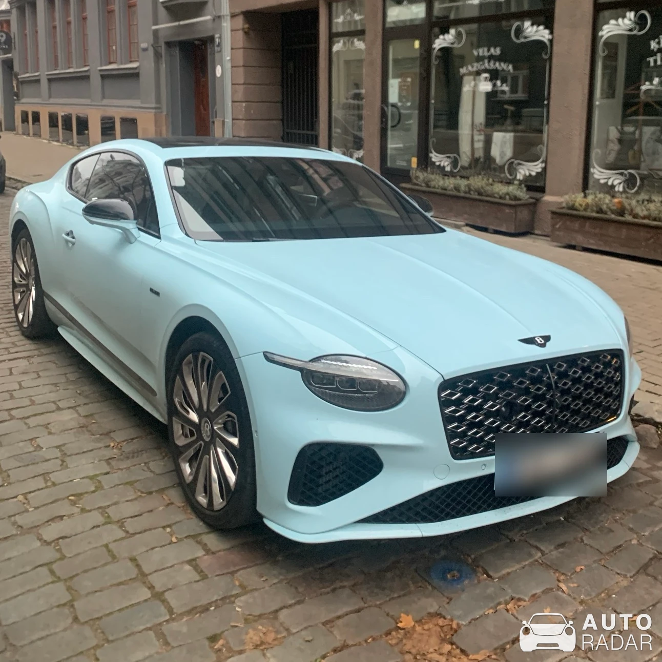 Bentley Continental GT V8 2020 Mulliner spotted in Rīga, Latvia