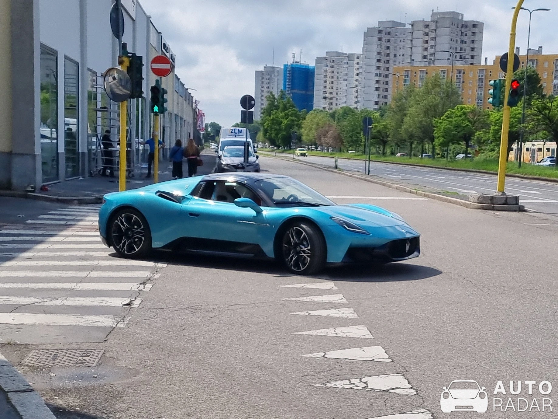 Maserati MCPura Cielo spotted in Milano