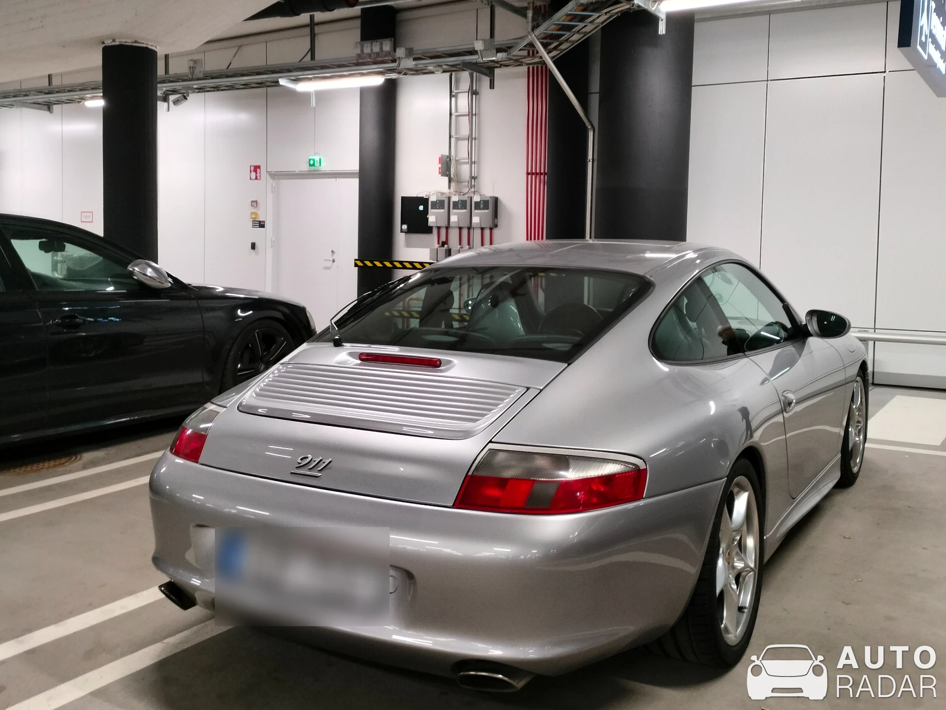 Porsche 996 40th Anniversary Edition spotted in Vantaa