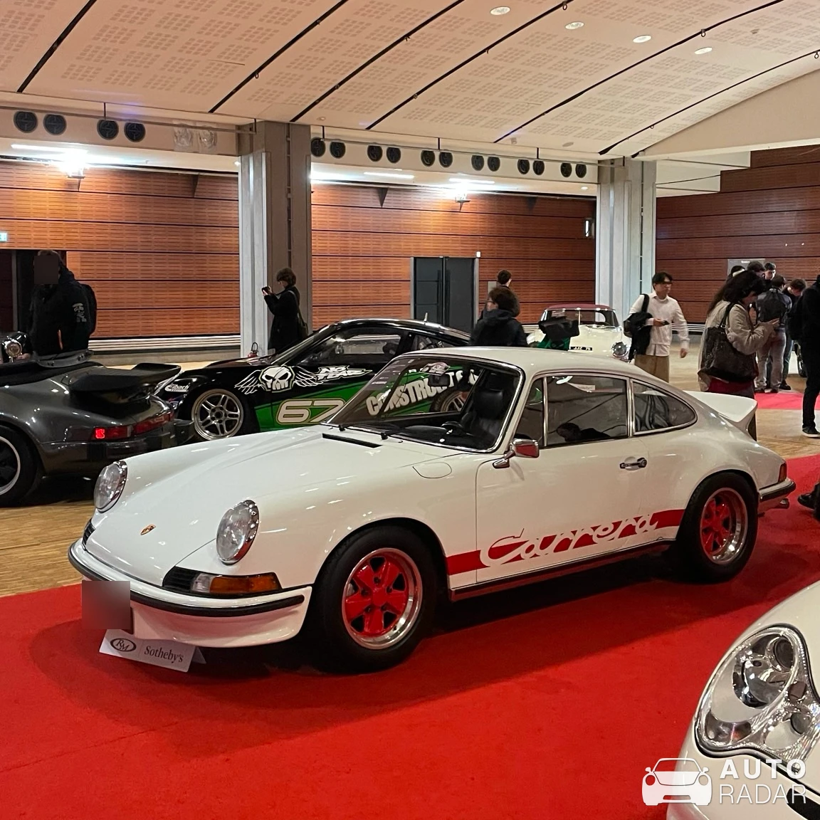 Porsche 911 Carrera RS 2.7 spotted in Paris, France