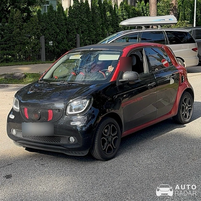 Smart Brabus Ultimate 125 spotted in Jūrmala