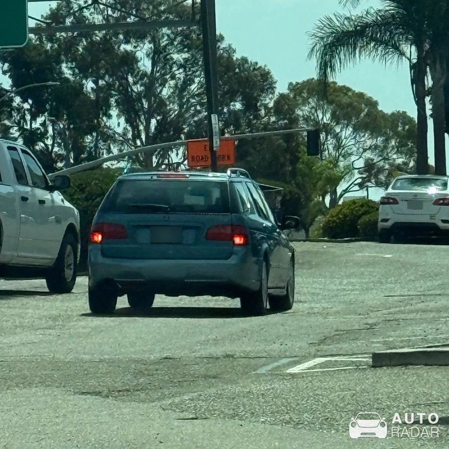 Saab 9-5 Aero SportCombi spotted in San Diego, United States