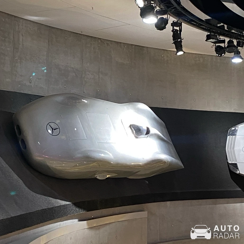 Mercedes-Benz W125 Rekordwagen spotted in Stuttgart