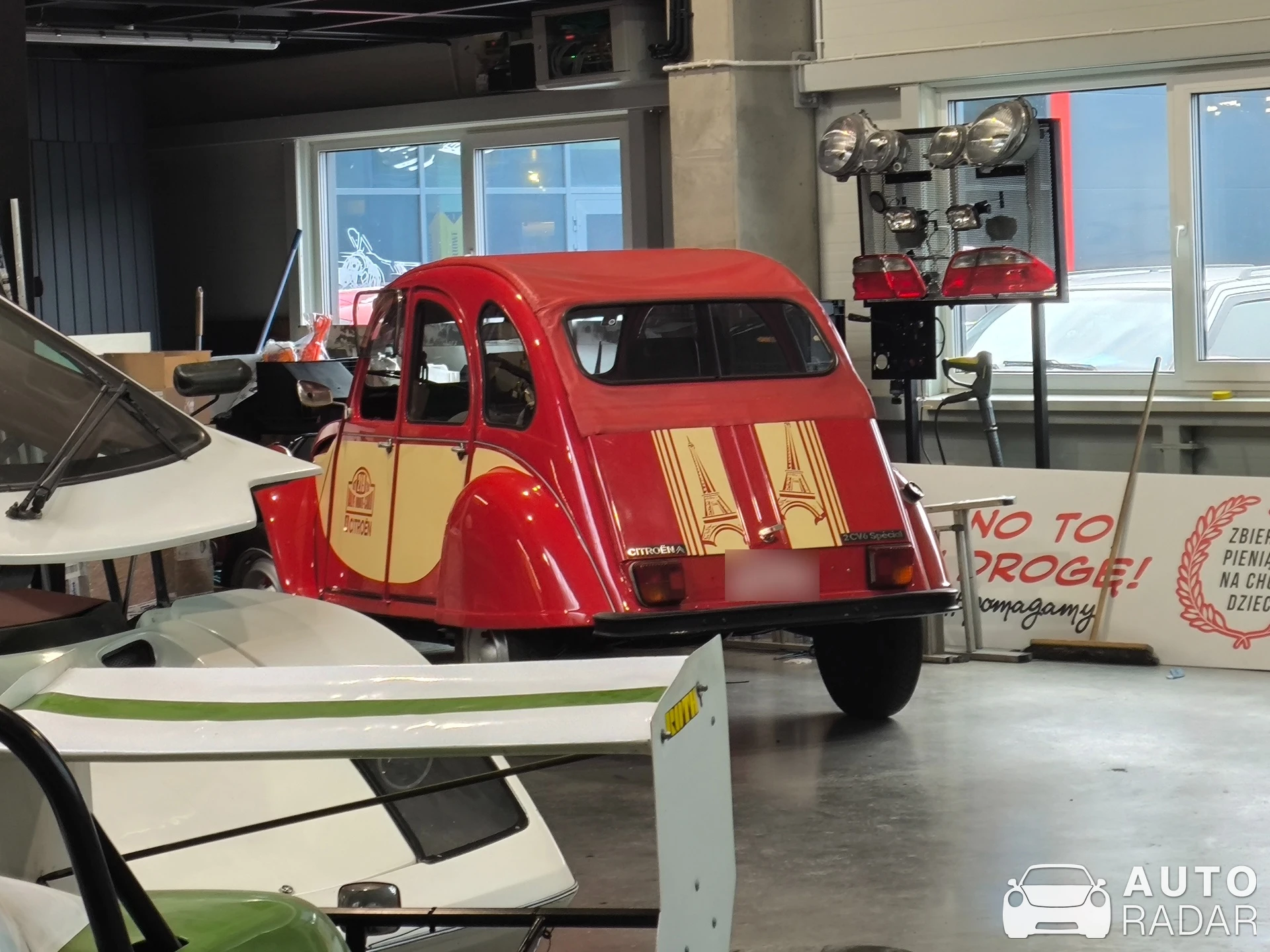 Citroën 2CV6 Special spotted