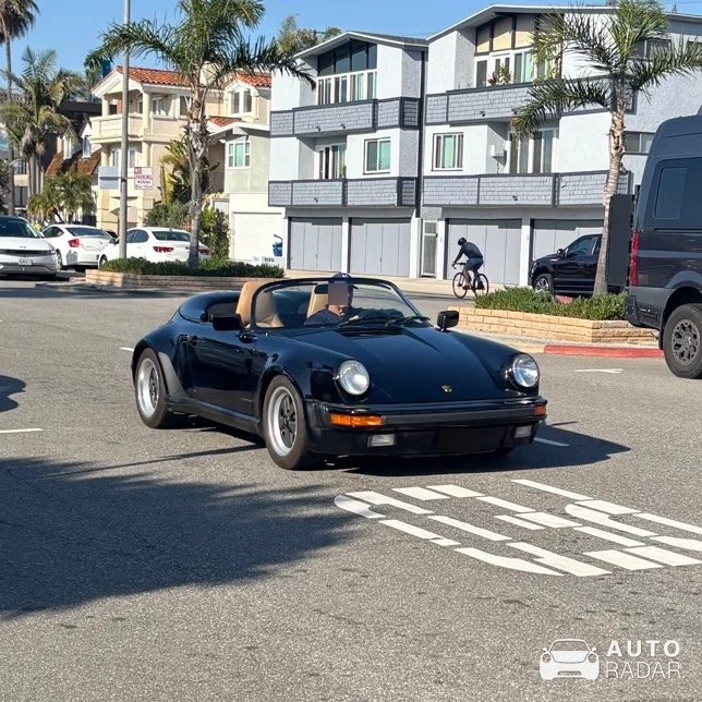 Porsche 930 Speedster spotted in Hermosa Beach, United States