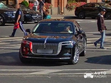 Hongqi L9 spotted in Saint Petersburg