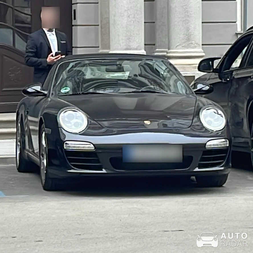 Porsche 997 Carrera spotted in München, Deutschland
