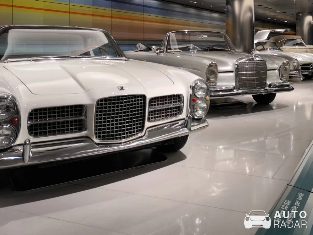 Facel Vega Facel II spotted in Monaco